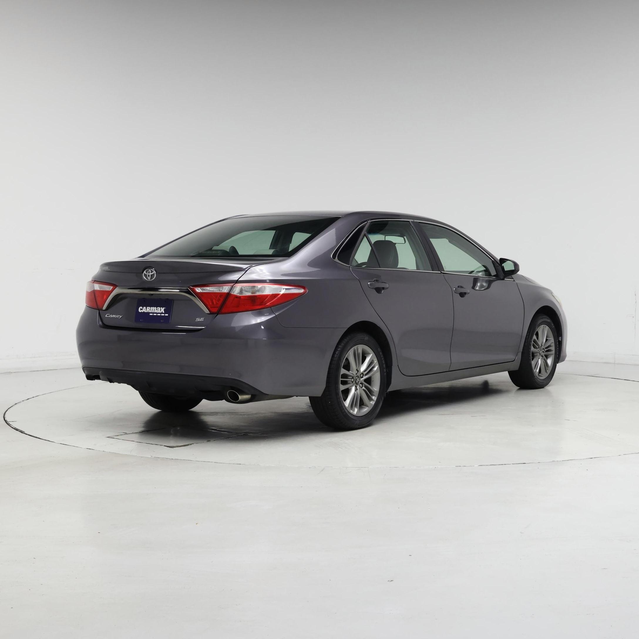 Thumbnail: 2017 Toyota Camry - 8