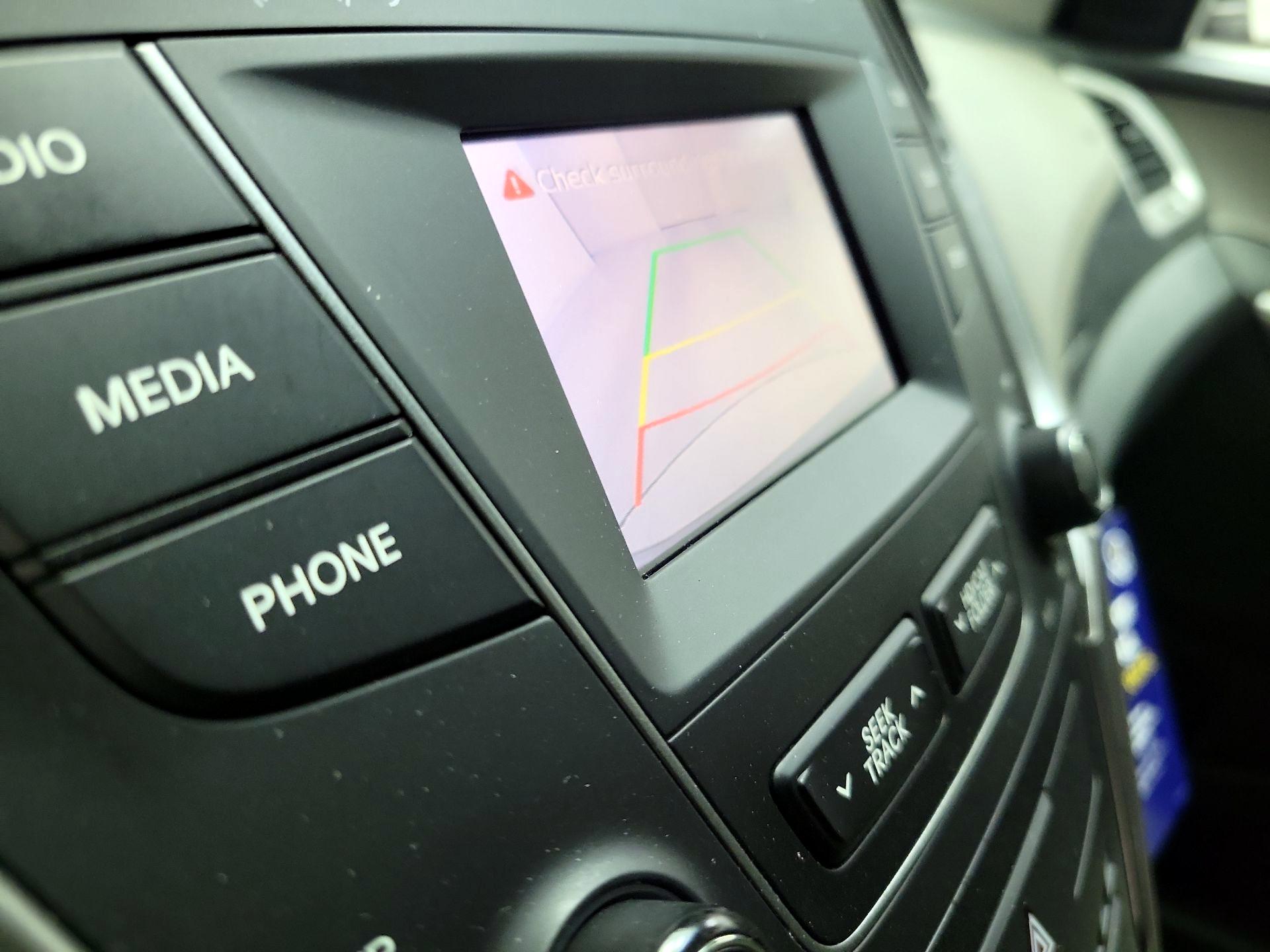 Thumbnail: 2015 Hyundai Santa Fe - 14