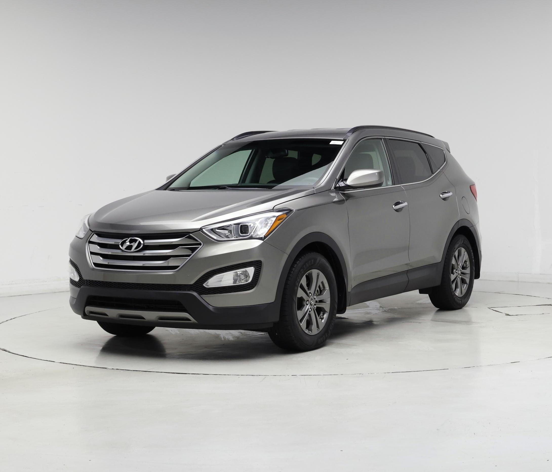Thumbnail: 2015 Hyundai Santa Fe - 4
