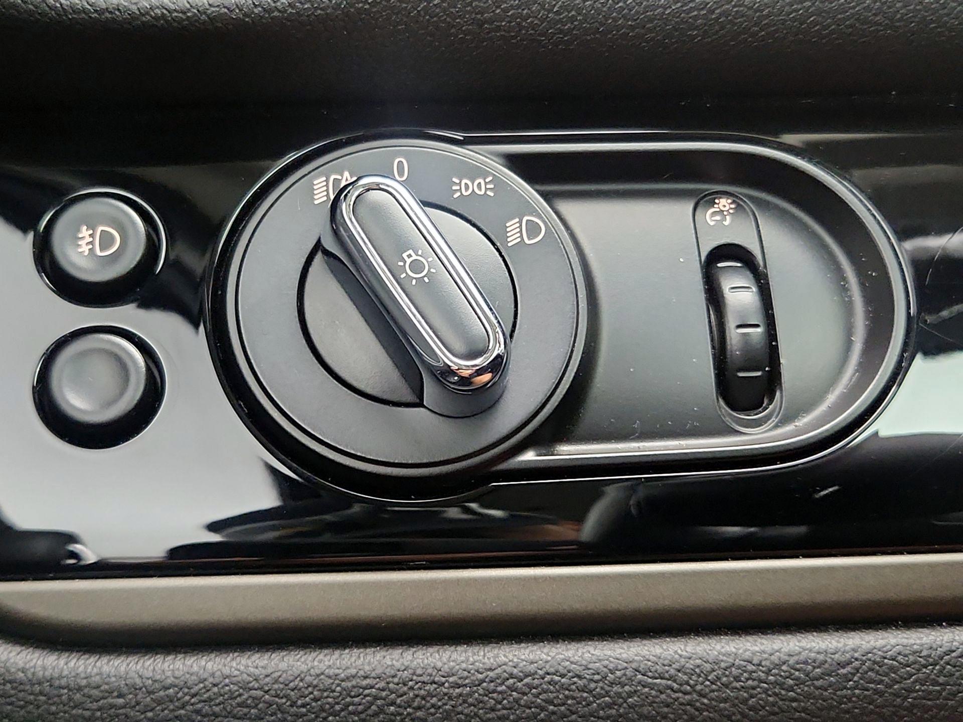 Thumbnail: 2019 MINI Cooper Countryman - 13