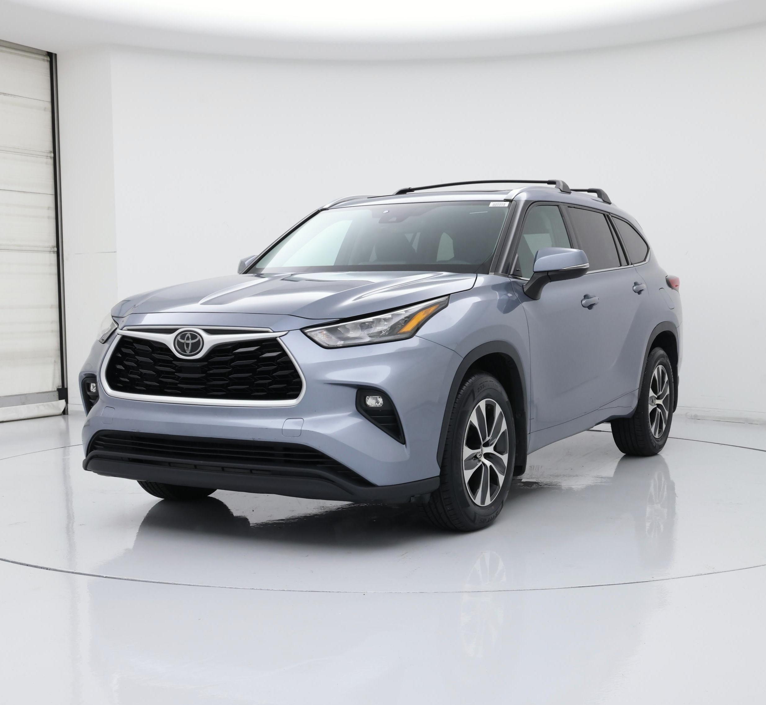 Thumbnail: 2020 Toyota Highlander - 4