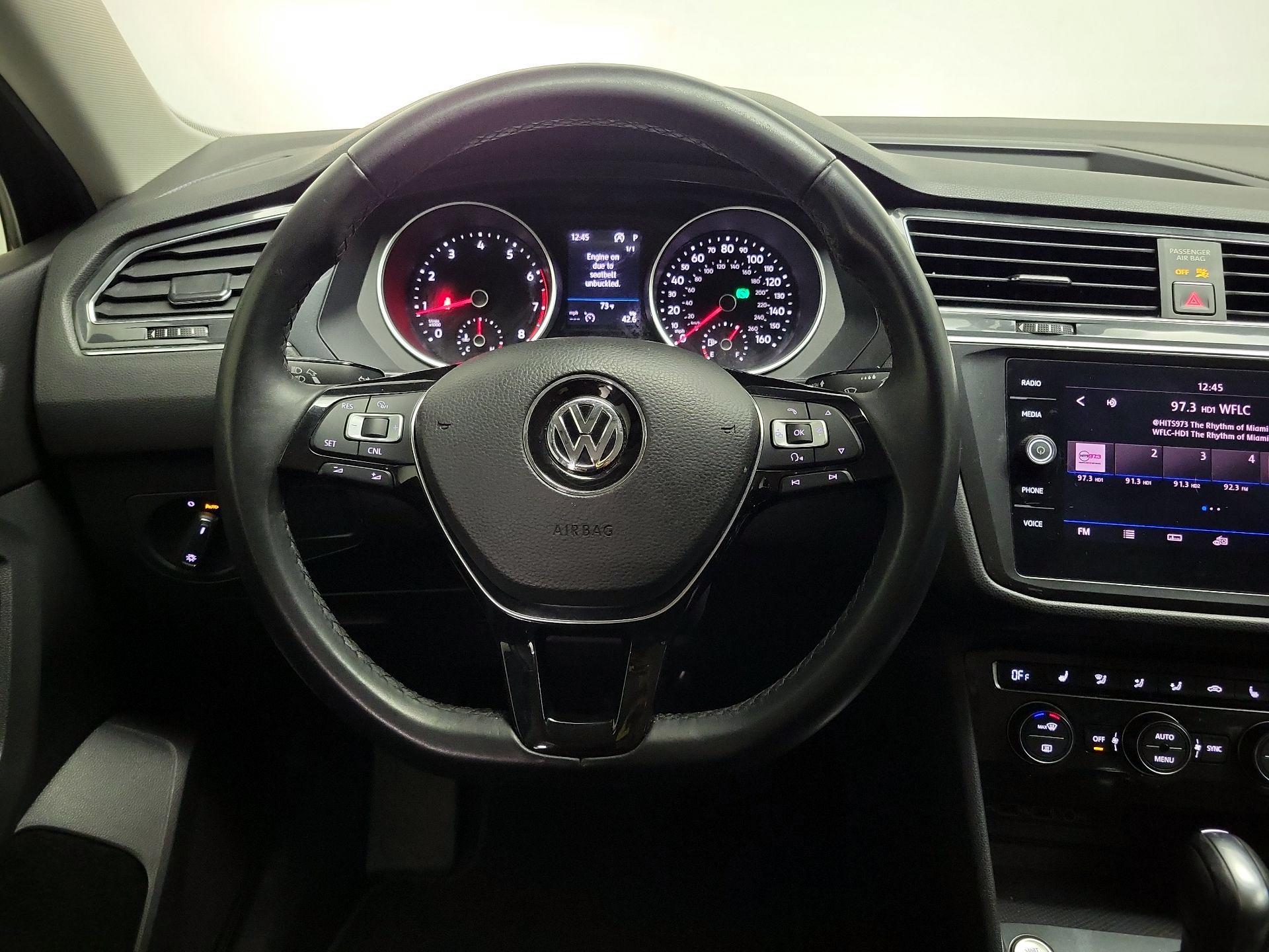 Thumbnail: 2018 Volkswagen Tiguan - 10