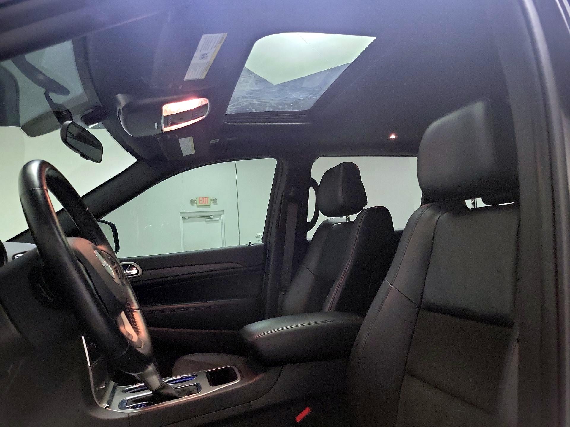 Thumbnail: 2021 Jeep Grand Cherokee - 19
