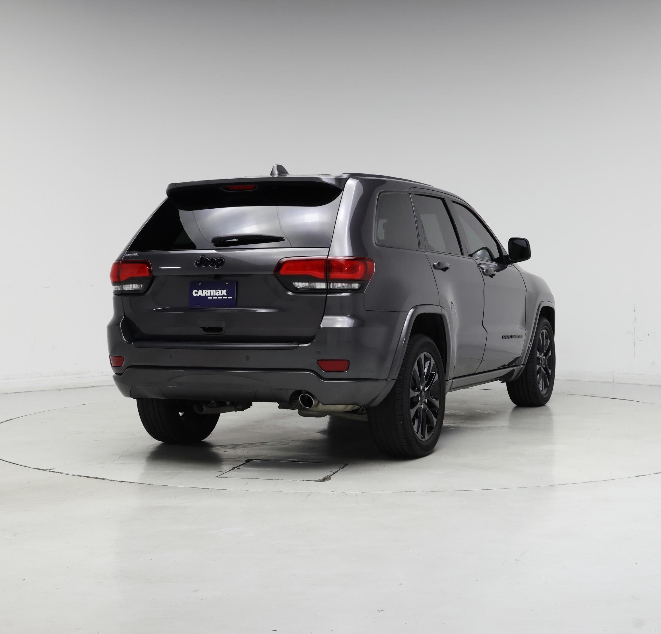 Thumbnail: 2021 Jeep Grand Cherokee - 8