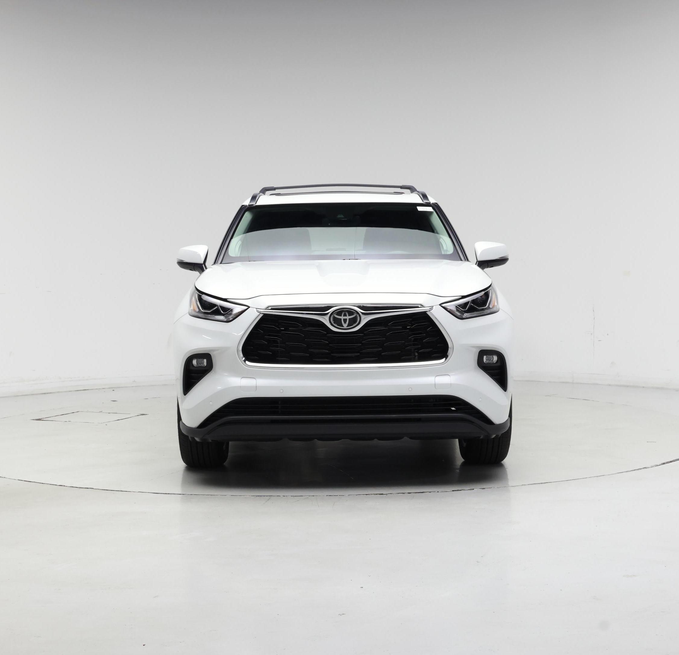 Thumbnail: 2023 Toyota Highlander - 5