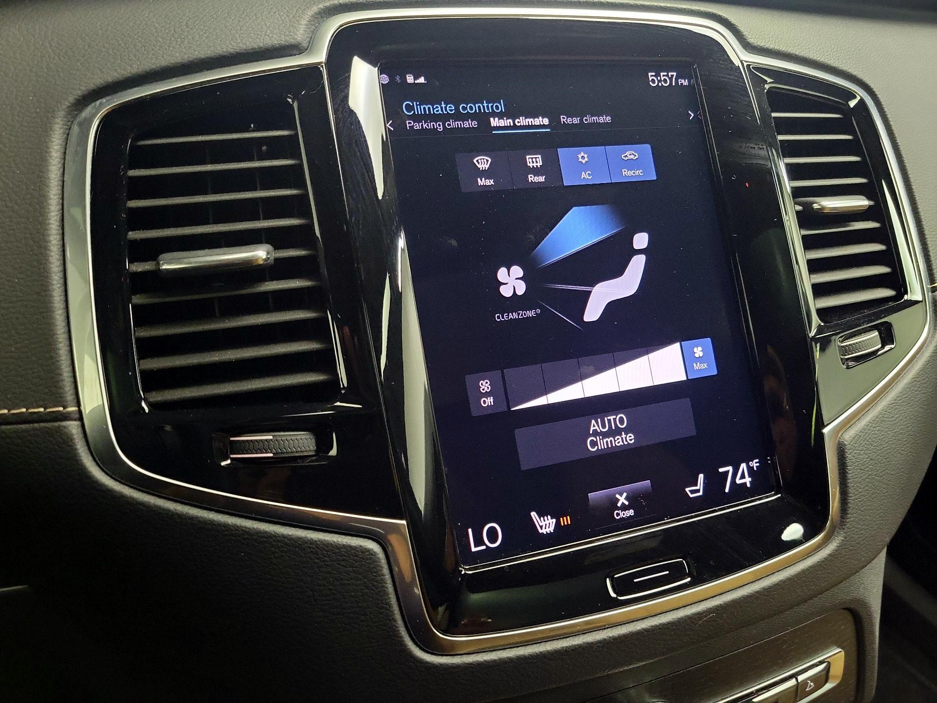 Thumbnail: 2021 Volvo XC90 - 17