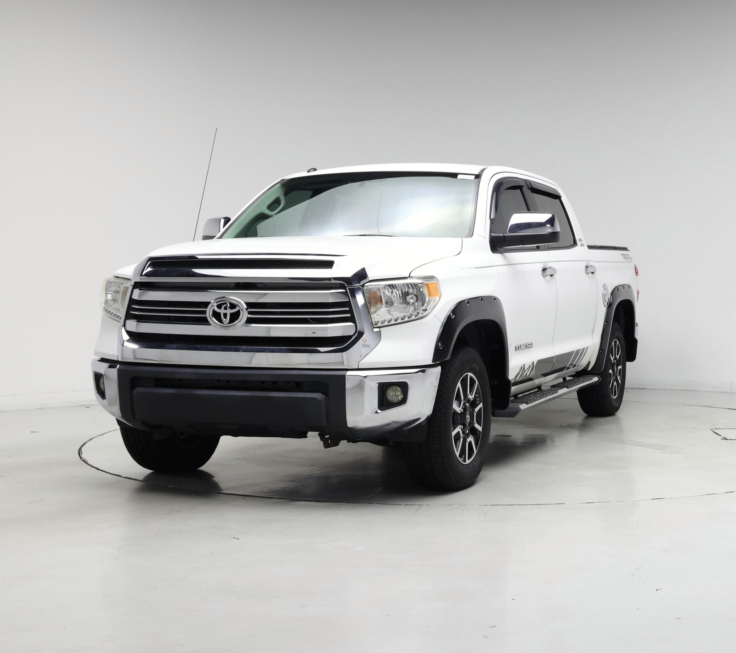 Thumbnail: 2017 Toyota Tundra - 4