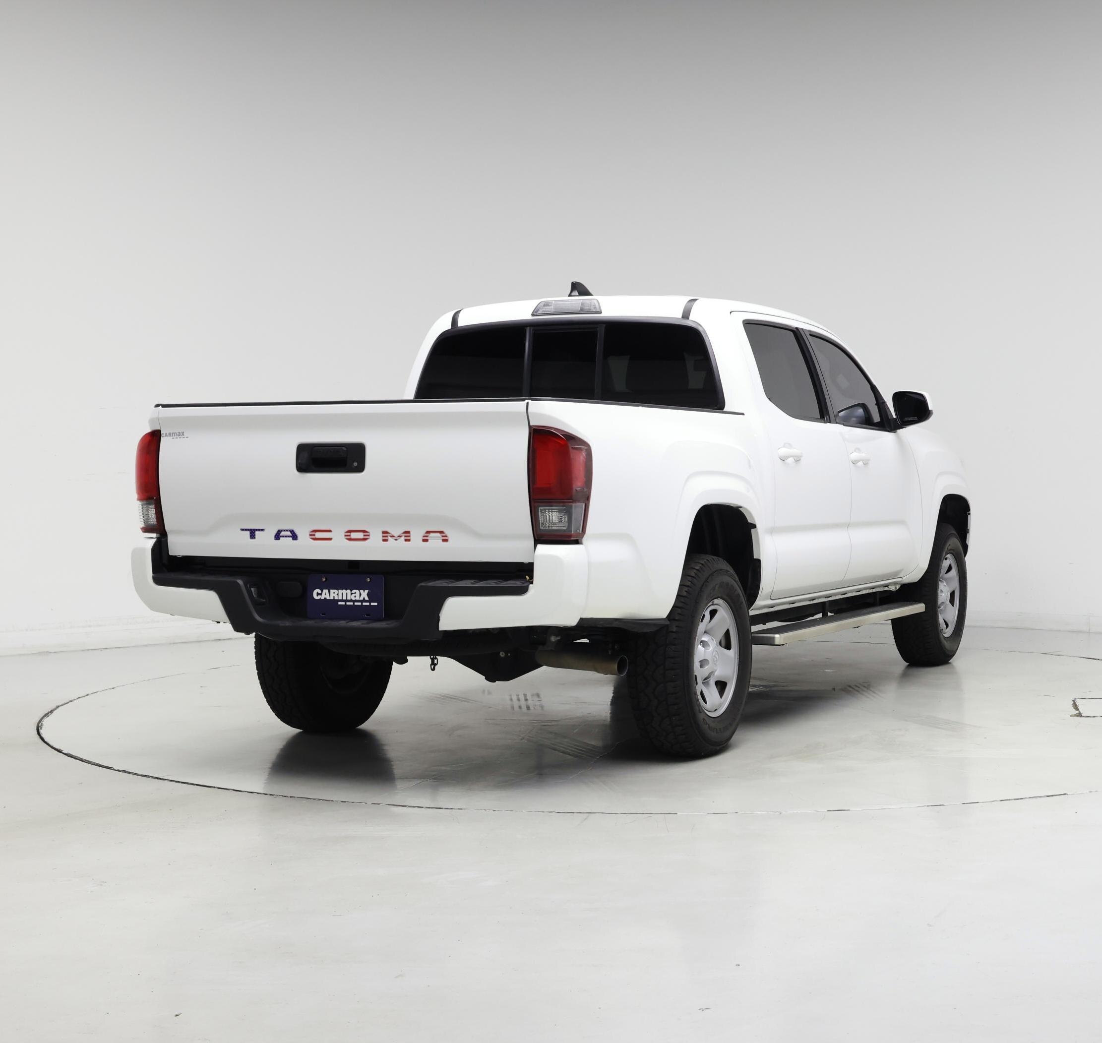 Thumbnail: 2020 Toyota Tacoma - 8