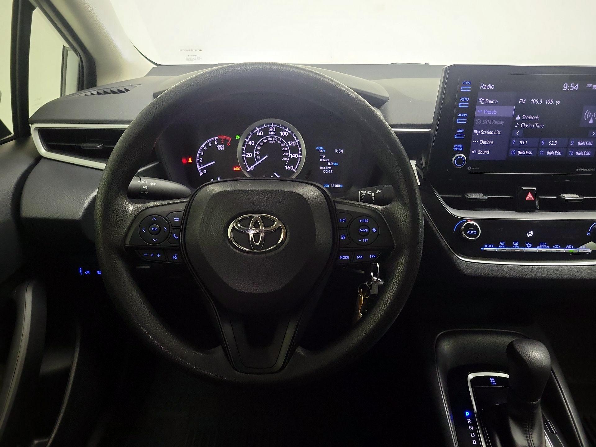 Thumbnail: 2022 Toyota Corolla - 10