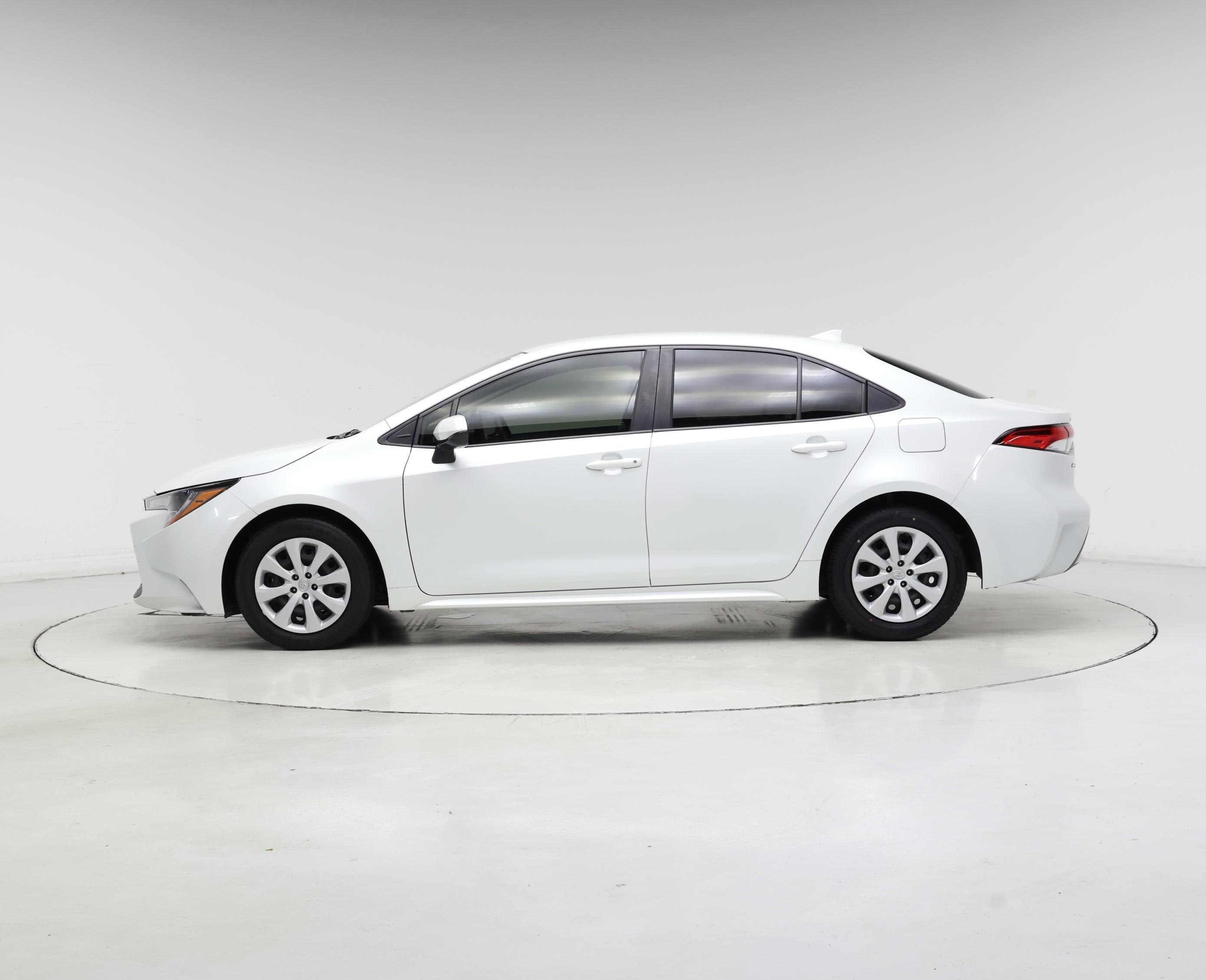 Thumbnail: 2022 Toyota Corolla - 3