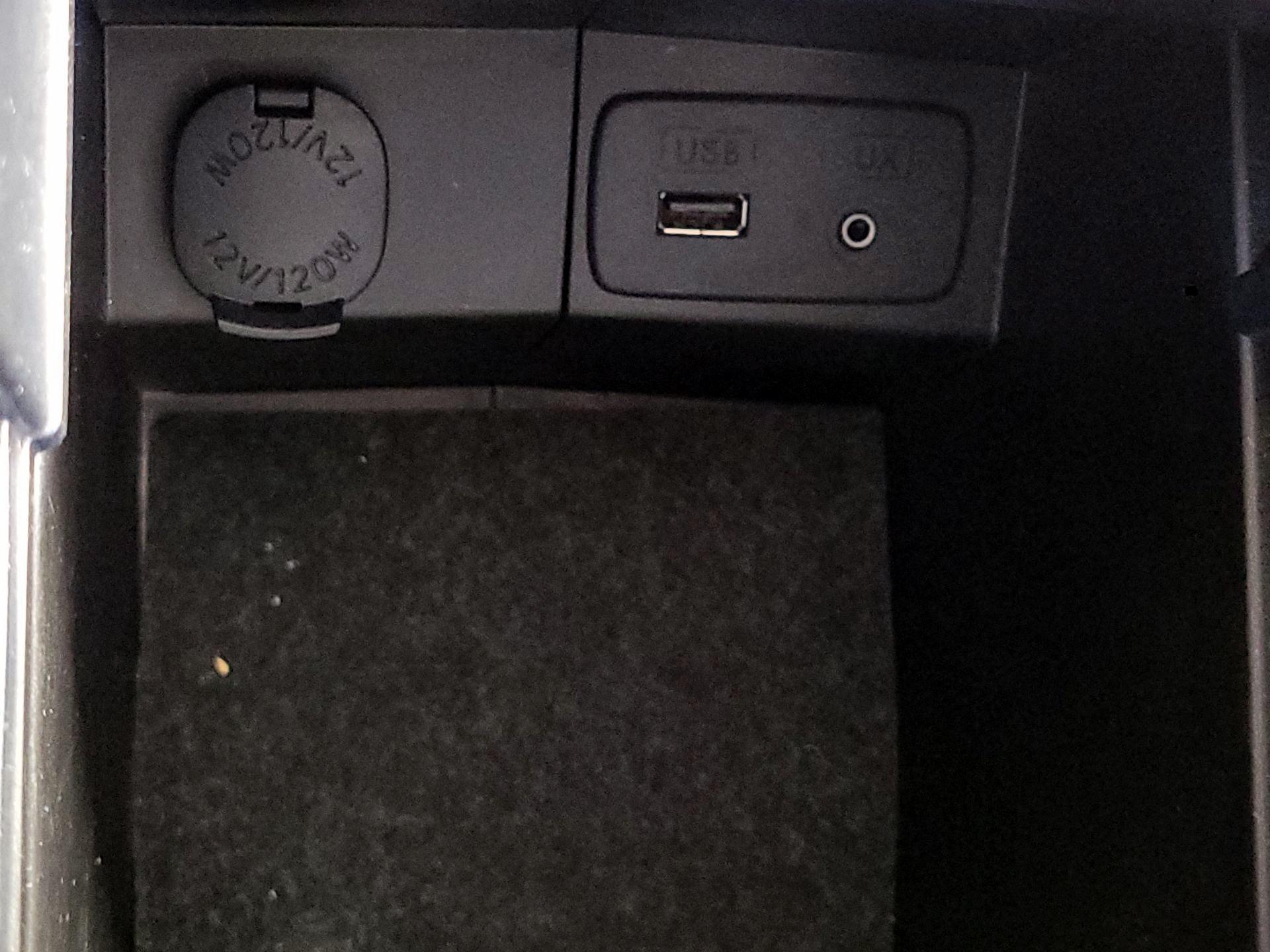 Thumbnail: 2014 Subaru Forester - 17