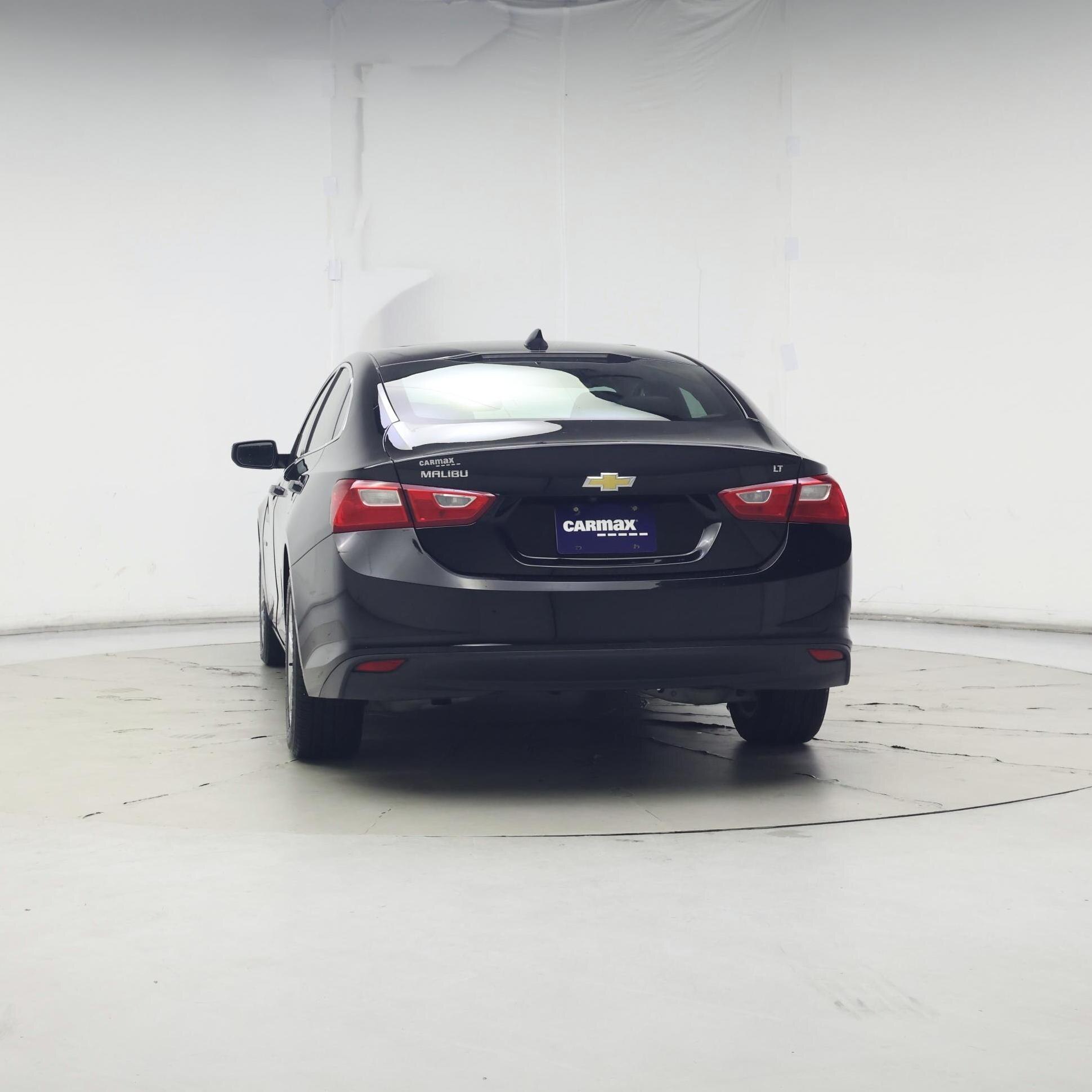 Thumbnail: 2018 Chevrolet Malibu - 6