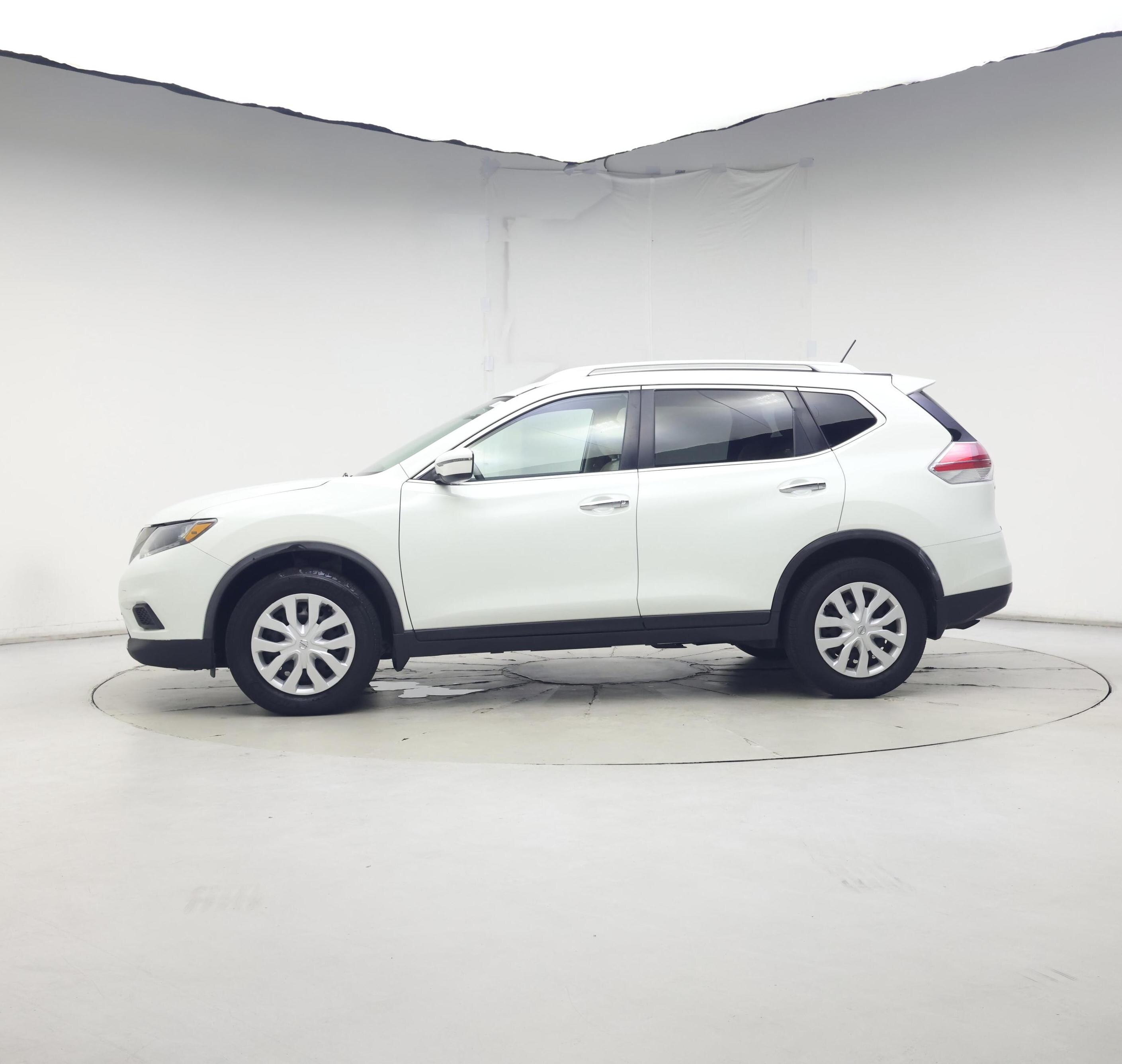Thumbnail: 2016 Nissan Rogue - 3