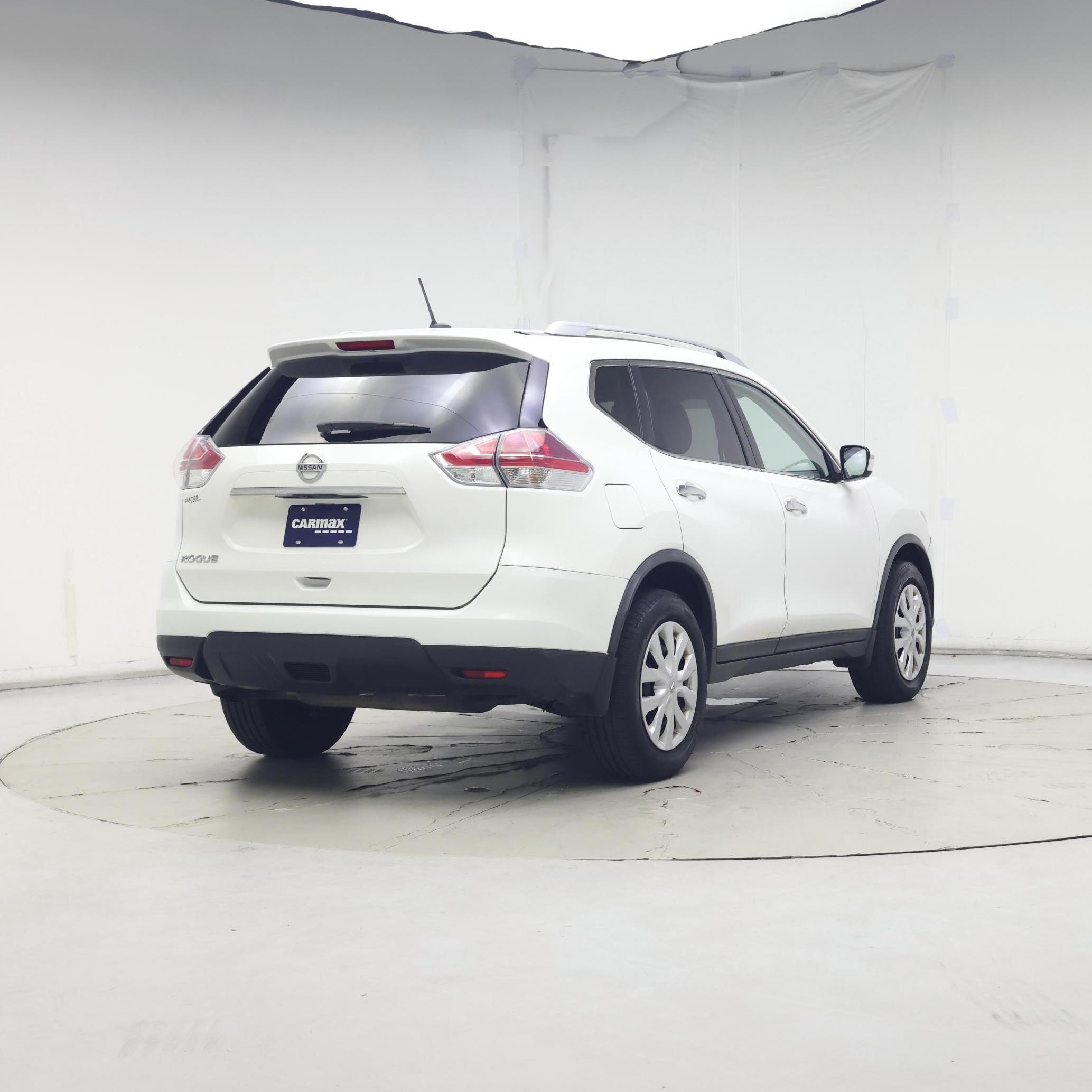 Thumbnail: 2016 Nissan Rogue - 8