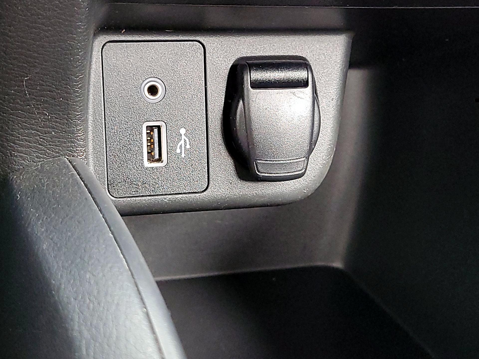 Thumbnail: 2020 Nissan Versa - 18