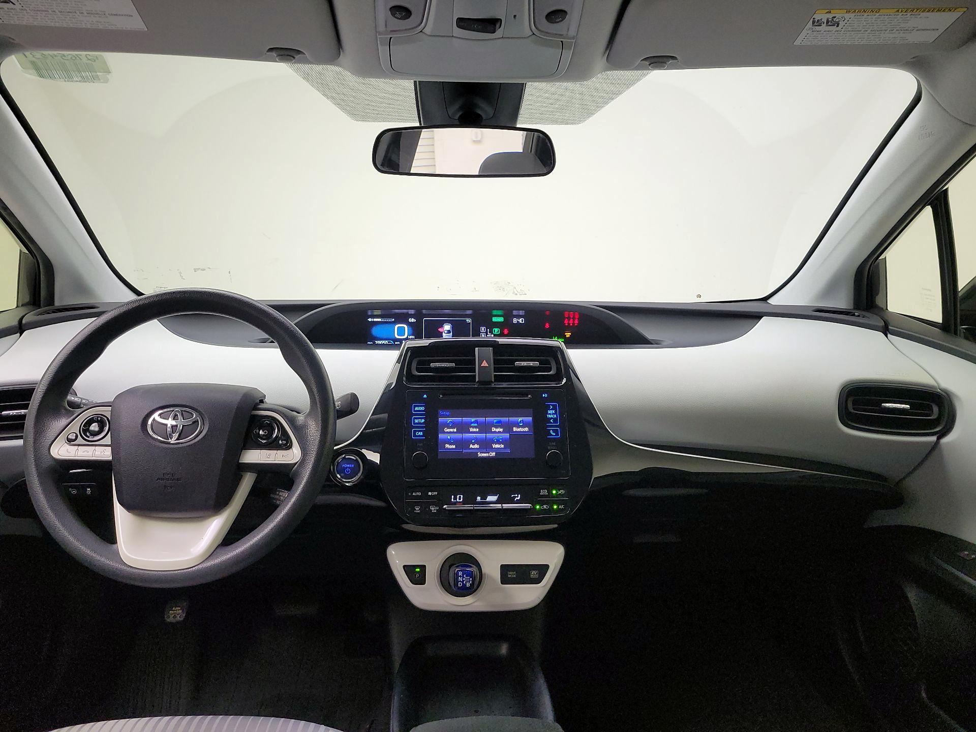 Thumbnail: 2021 Toyota Prius - 9