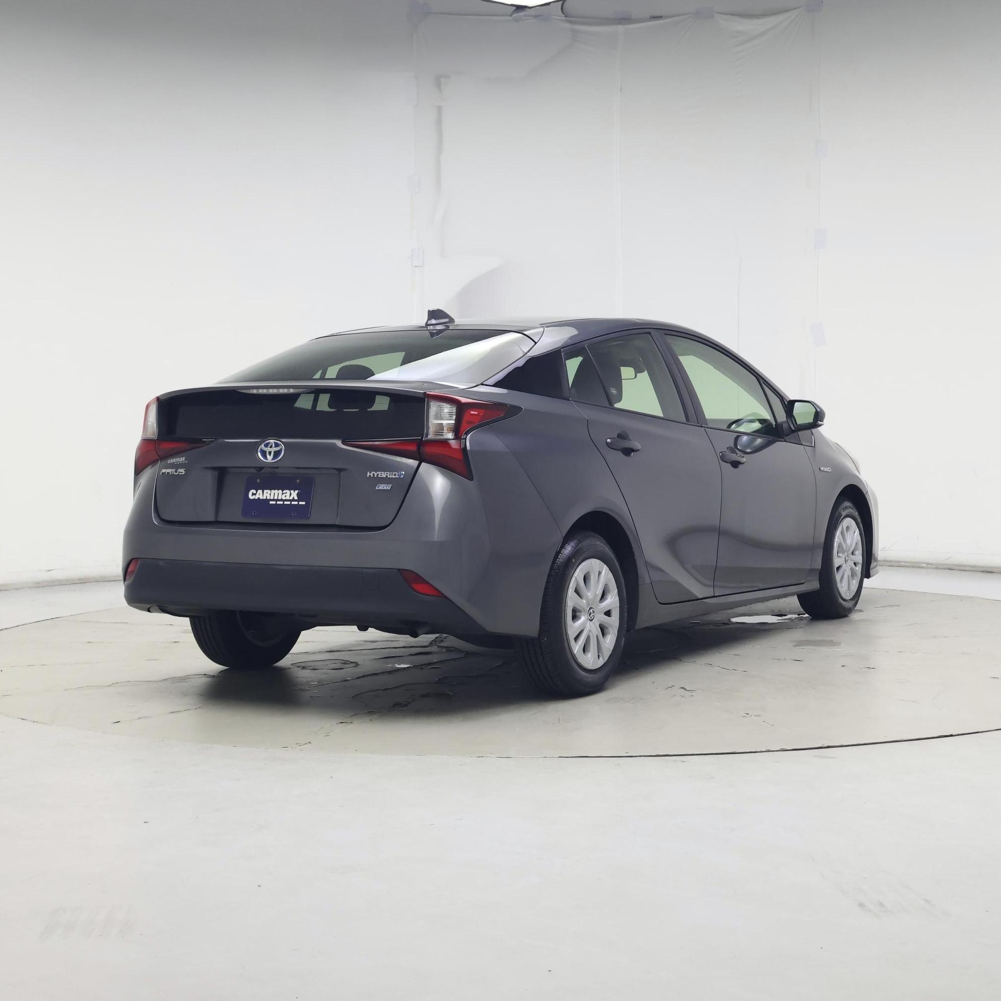 Thumbnail: 2021 Toyota Prius - 8