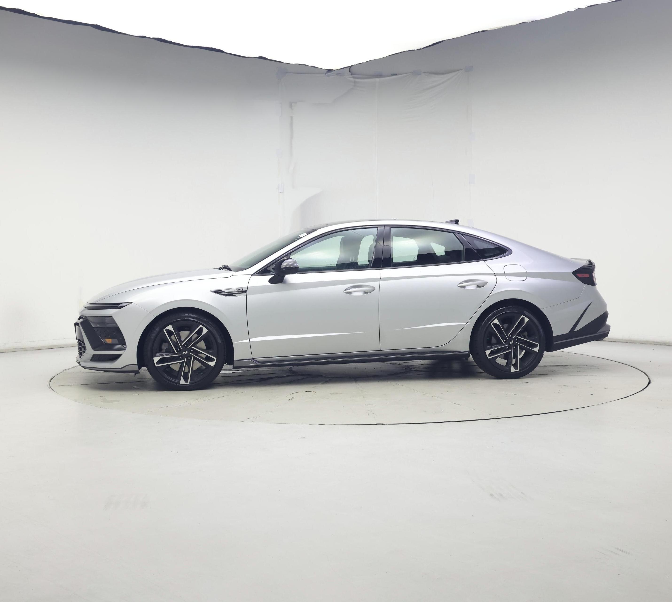 Thumbnail: 2024 Hyundai Sonata - 3