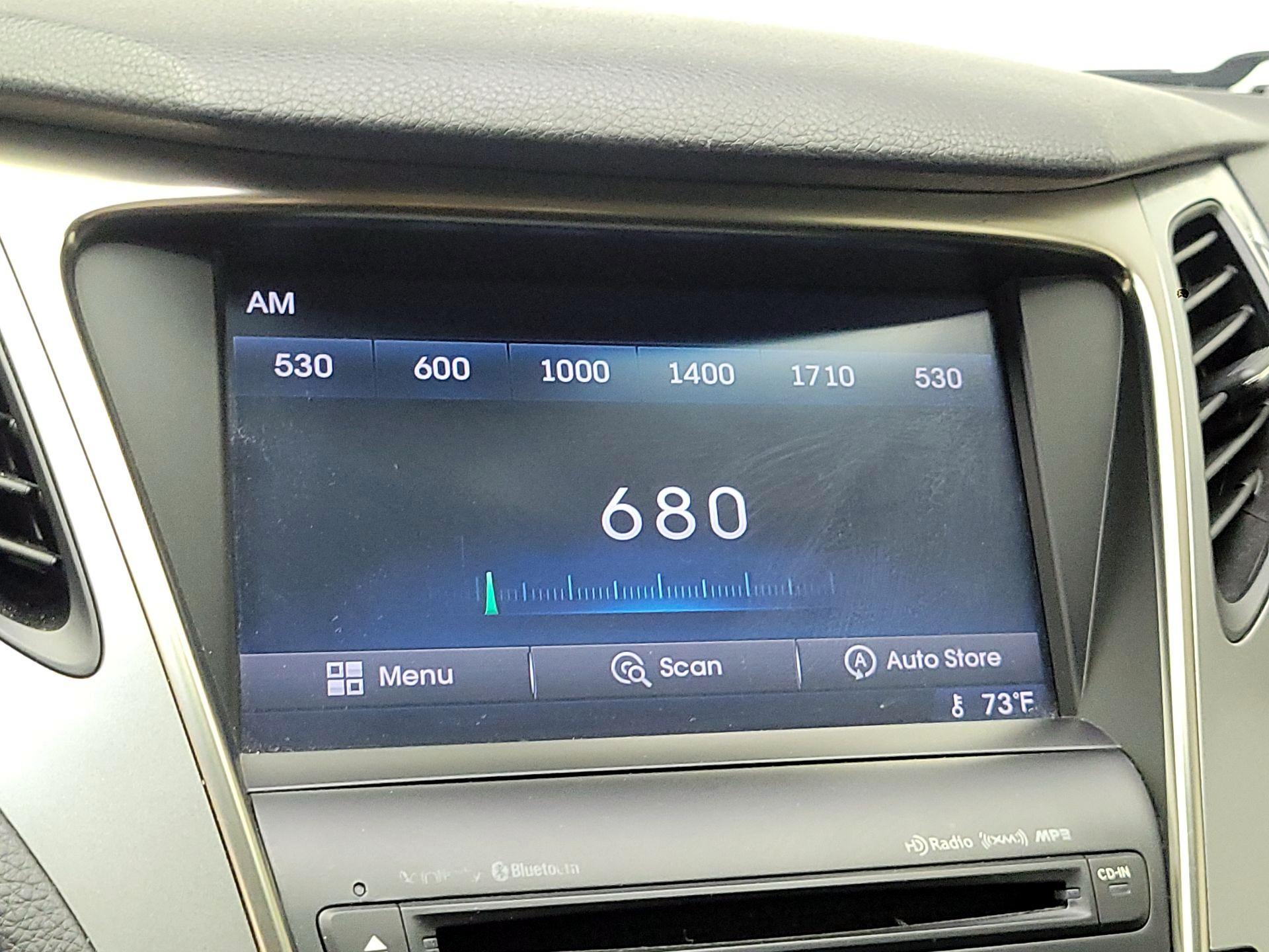 Thumbnail: 2014 Hyundai Azera - 16