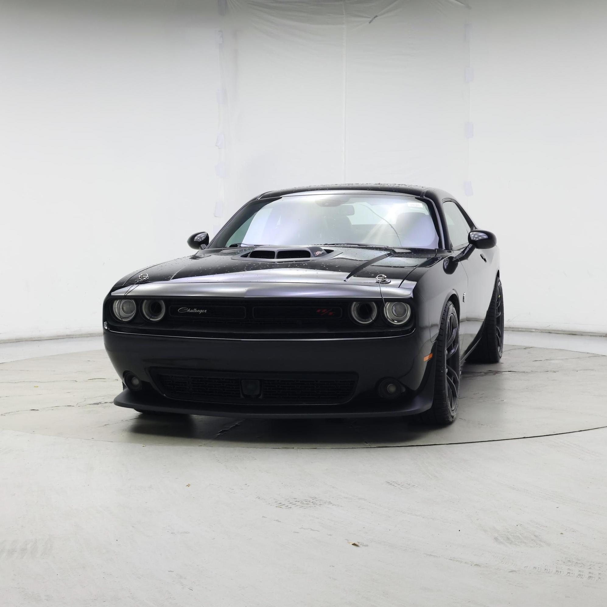 Thumbnail: 2019 Dodge Challenger - 4