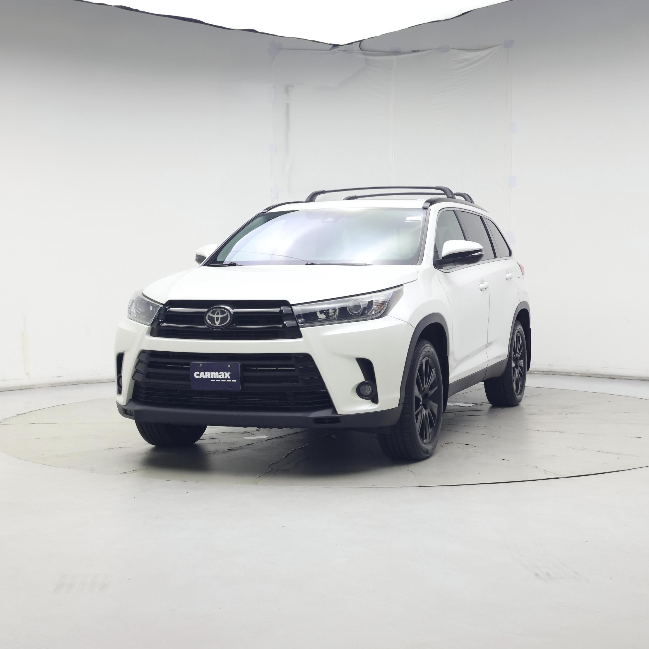 Thumbnail: 2019 Toyota Highlander - 4
