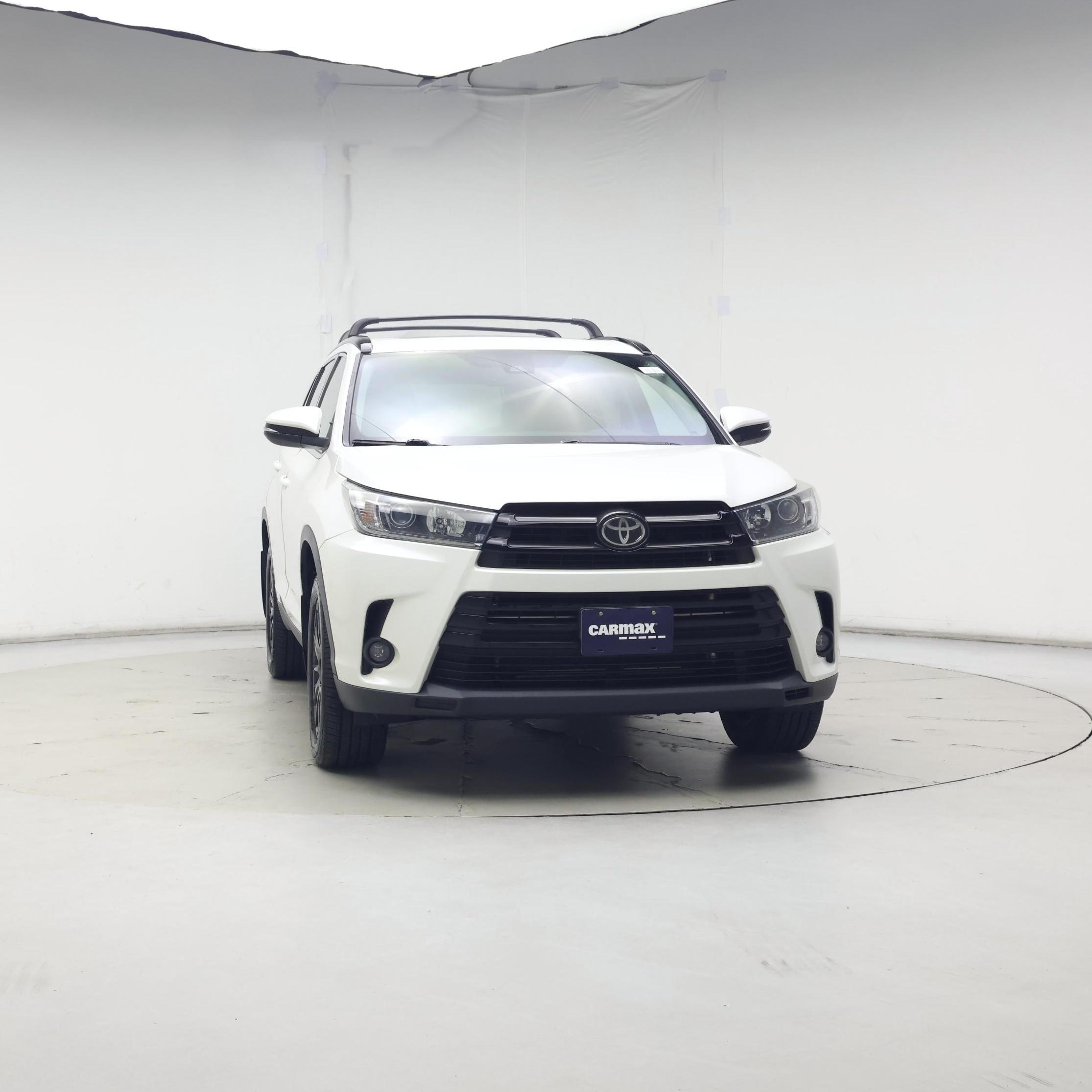 Thumbnail: 2019 Toyota Highlander - 5