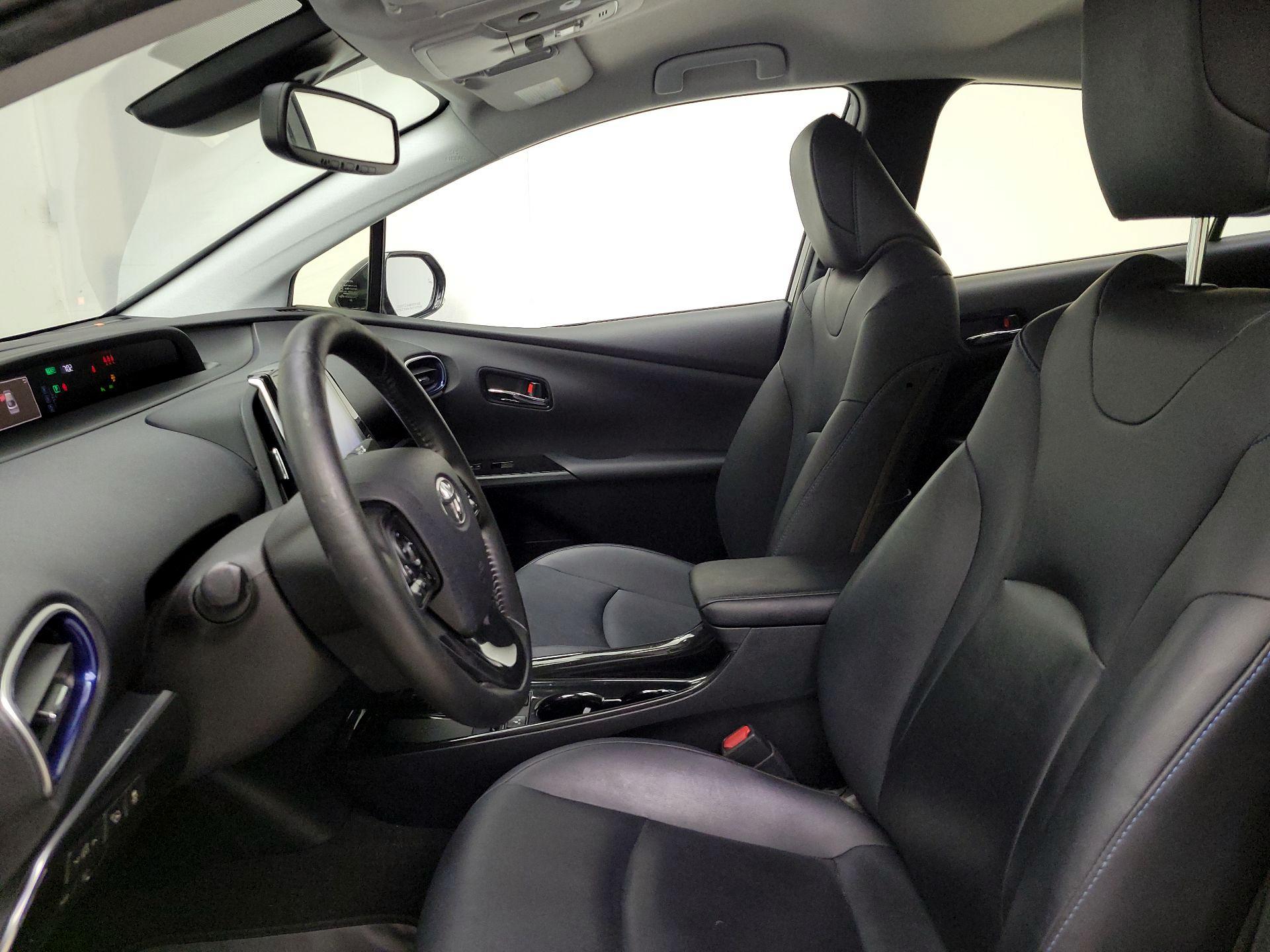Thumbnail: 2019 Toyota Prius - 11