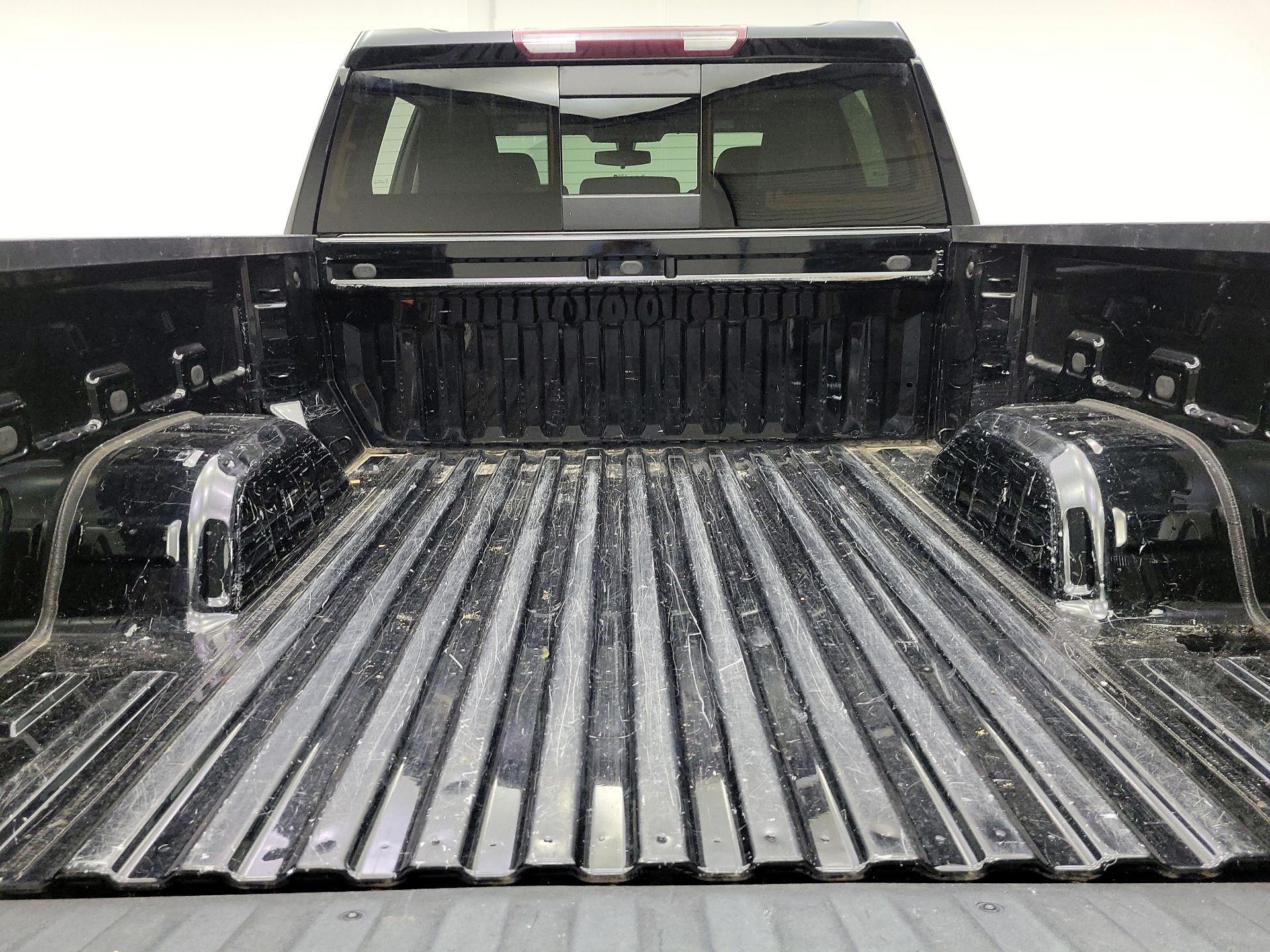 Thumbnail: 2020 Chevrolet Silverado 1500 - 20