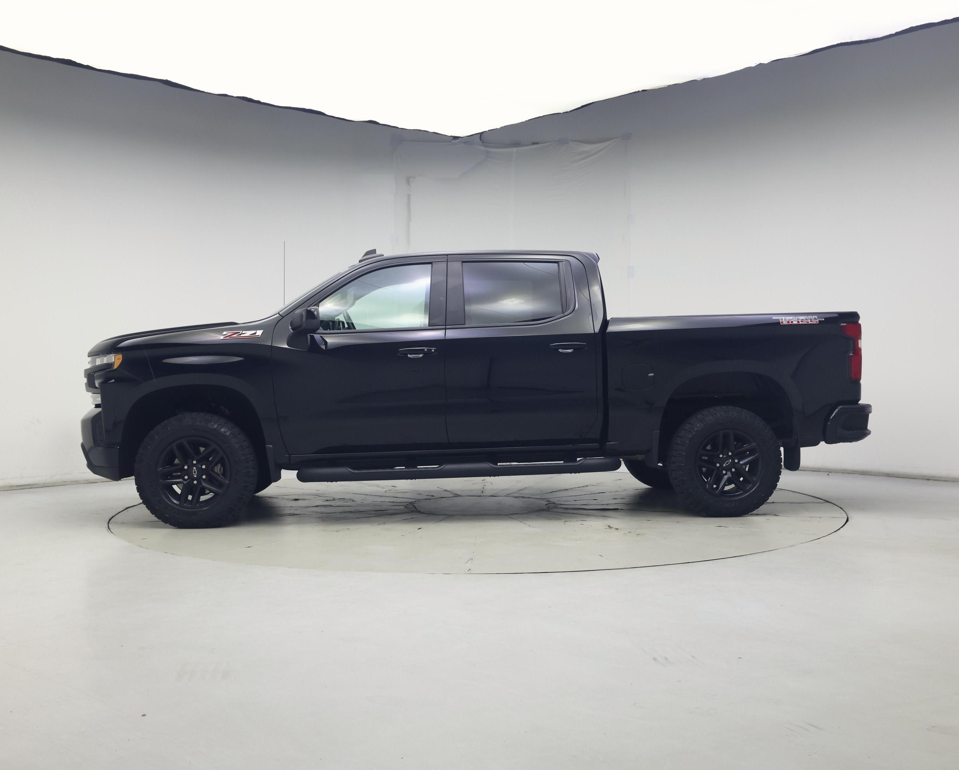 Thumbnail: 2020 Chevrolet Silverado 1500 - 3