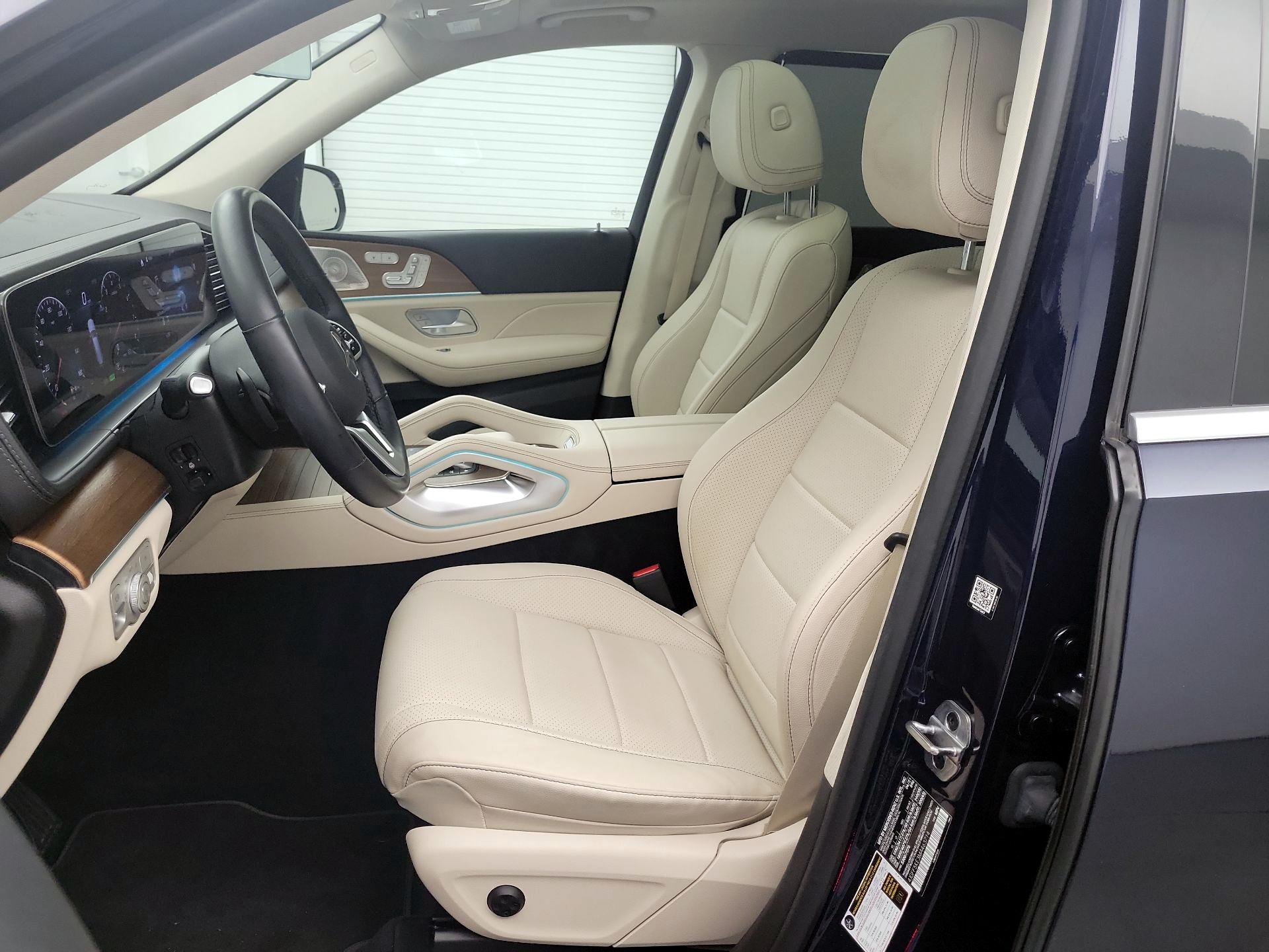 Thumbnail: 2021 Mercedes-Benz GLS - 11