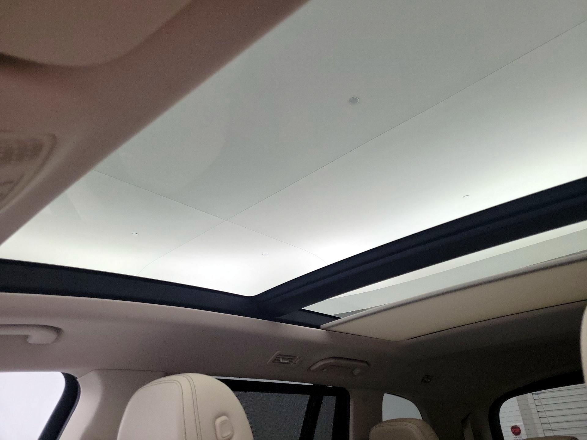Thumbnail: 2021 Mercedes-Benz GLS - 19