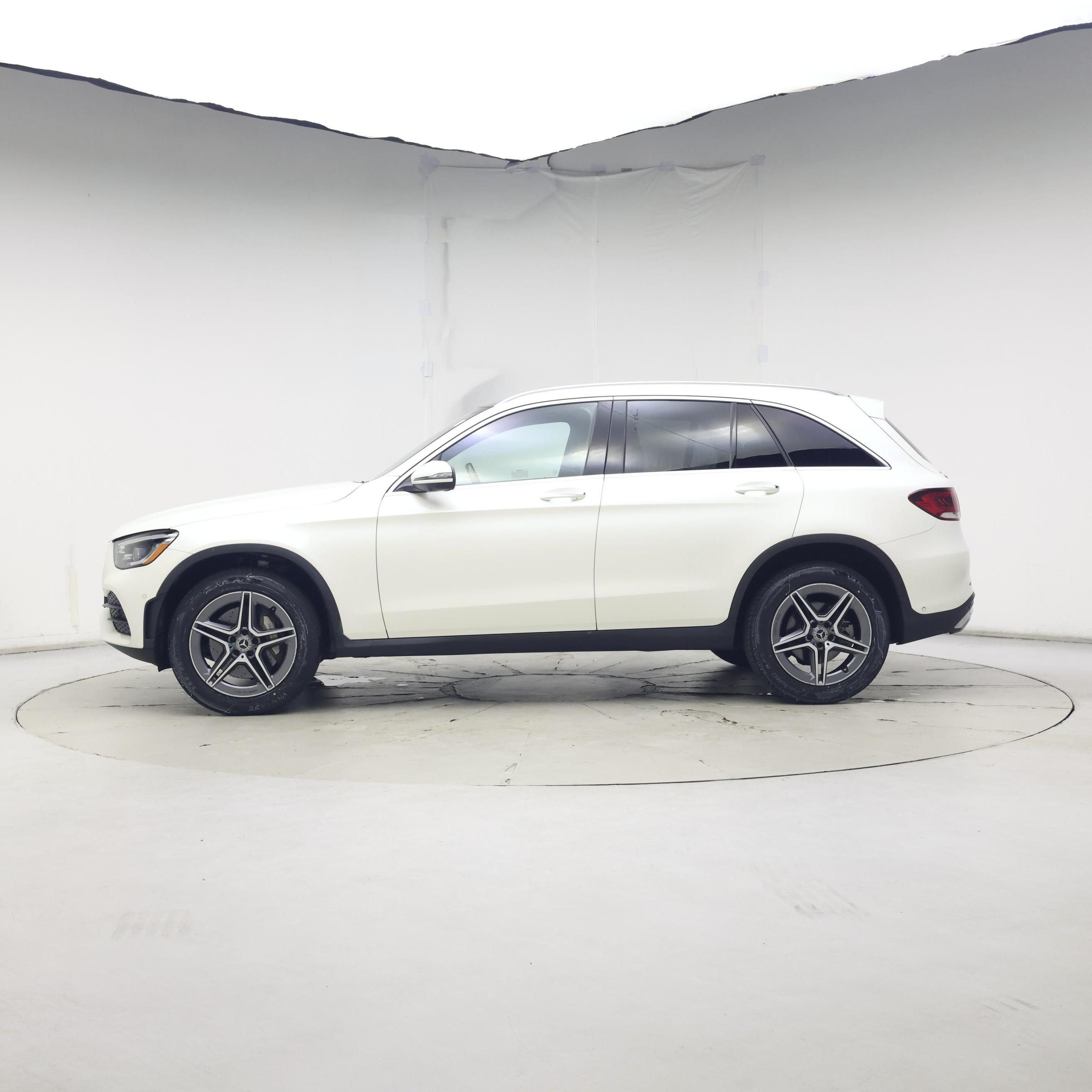 Thumbnail: 2022 Mercedes-Benz GLC - 3