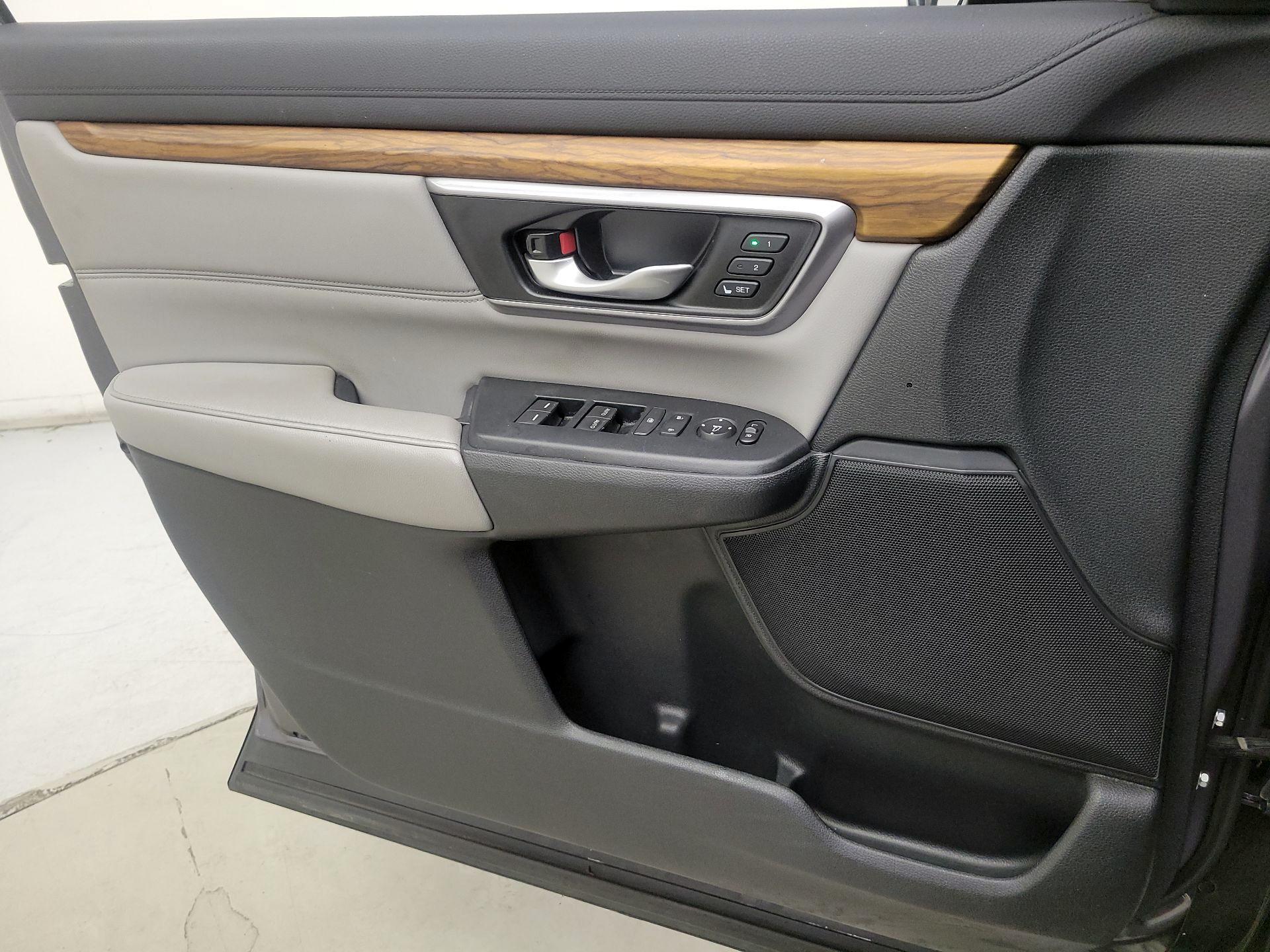 Thumbnail: 2017 Honda CR-V - 12