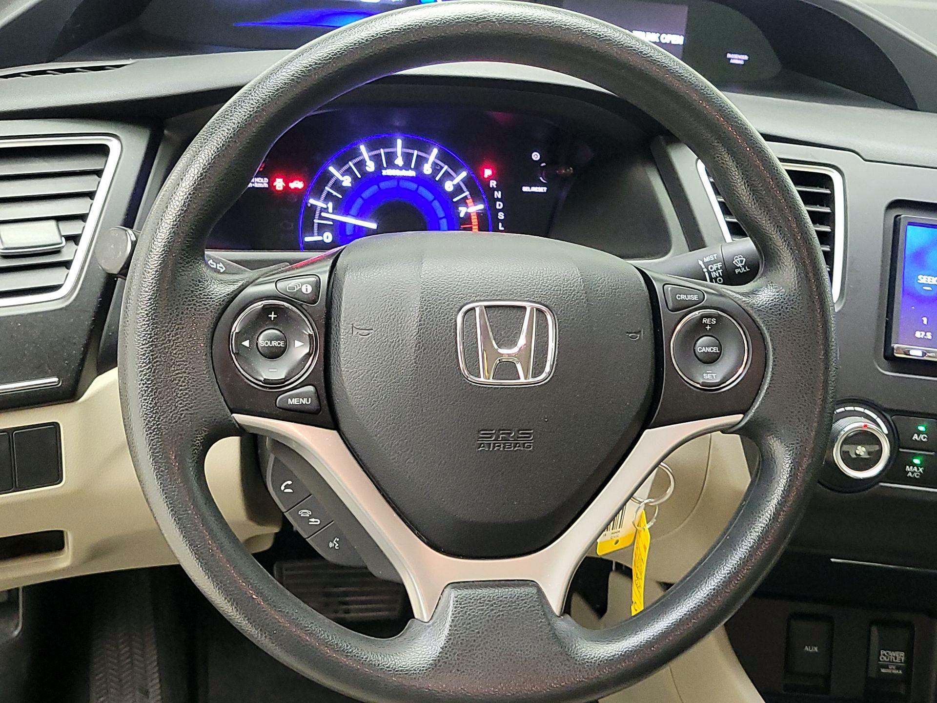 Thumbnail: 2015 Honda Civic - 10
