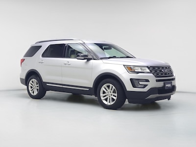 Silver 2016 Ford Explorer XLT