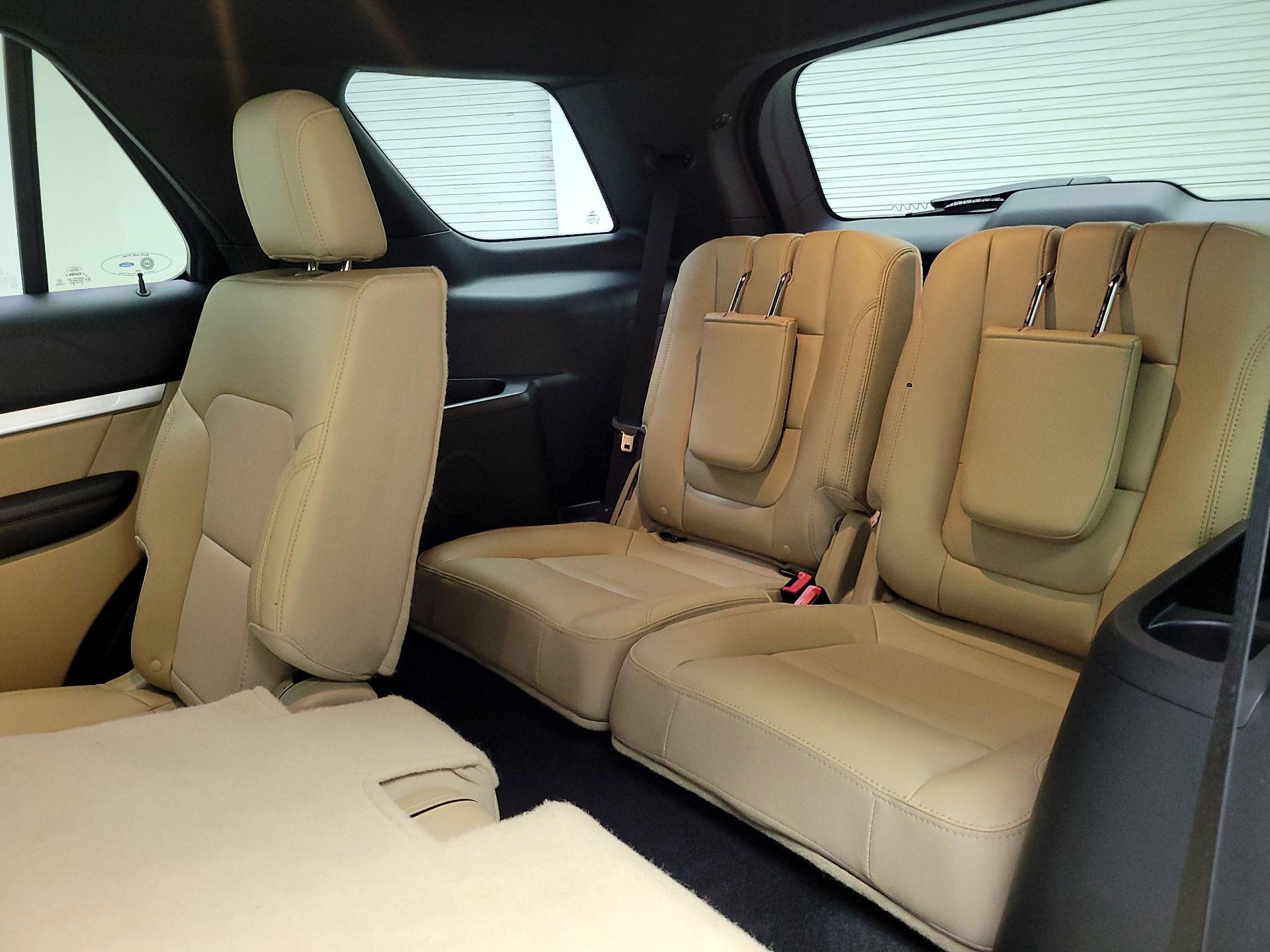 Thumbnail: 2016 Ford Explorer - 20