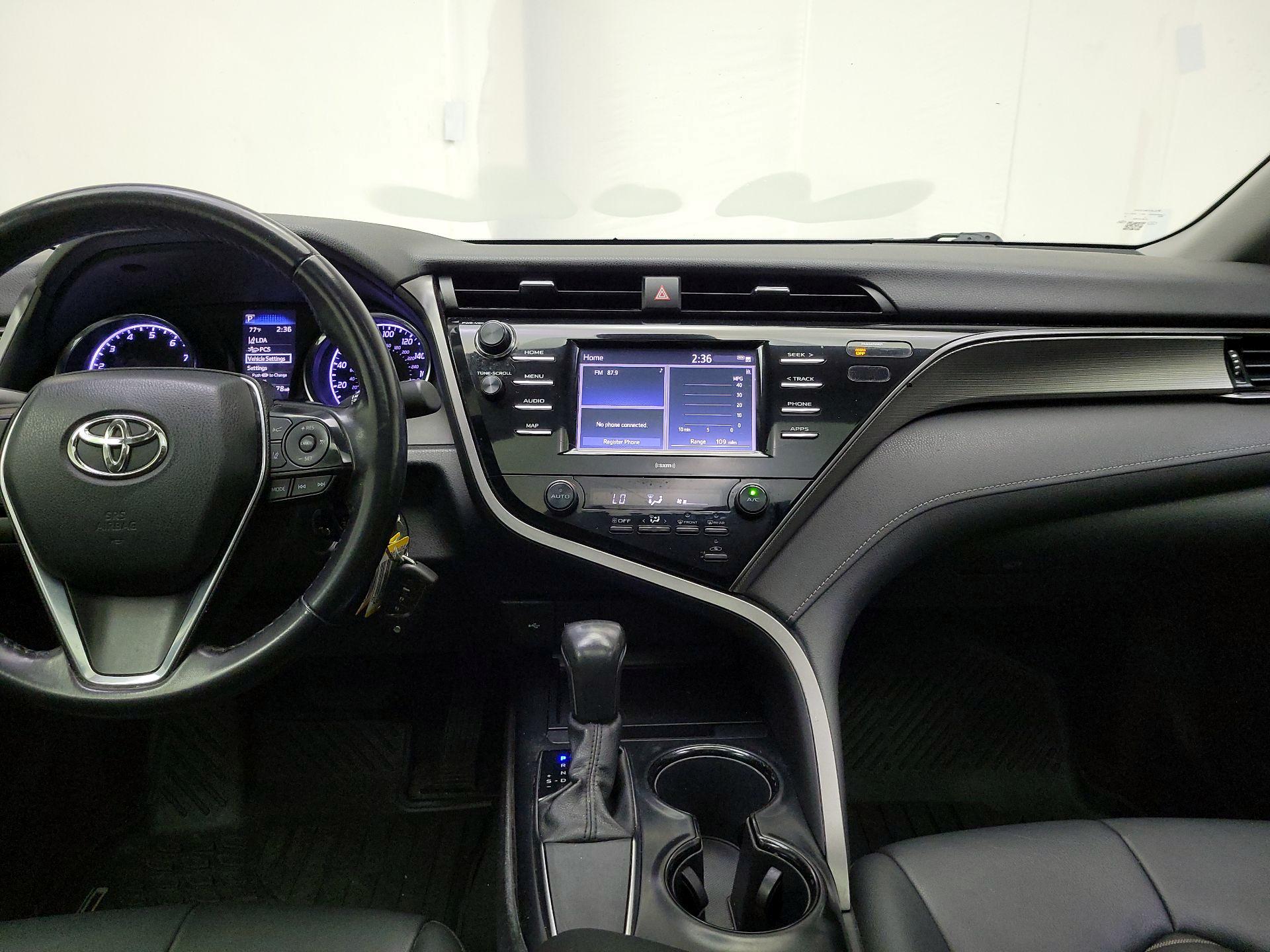 Thumbnail: 2020 Toyota Camry - 9