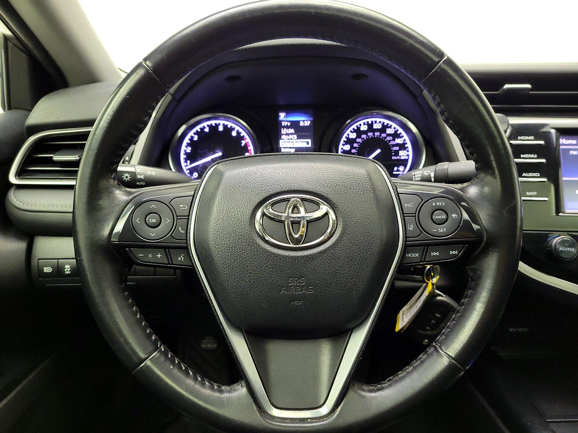 Thumbnail: 2020 Toyota Camry - 10