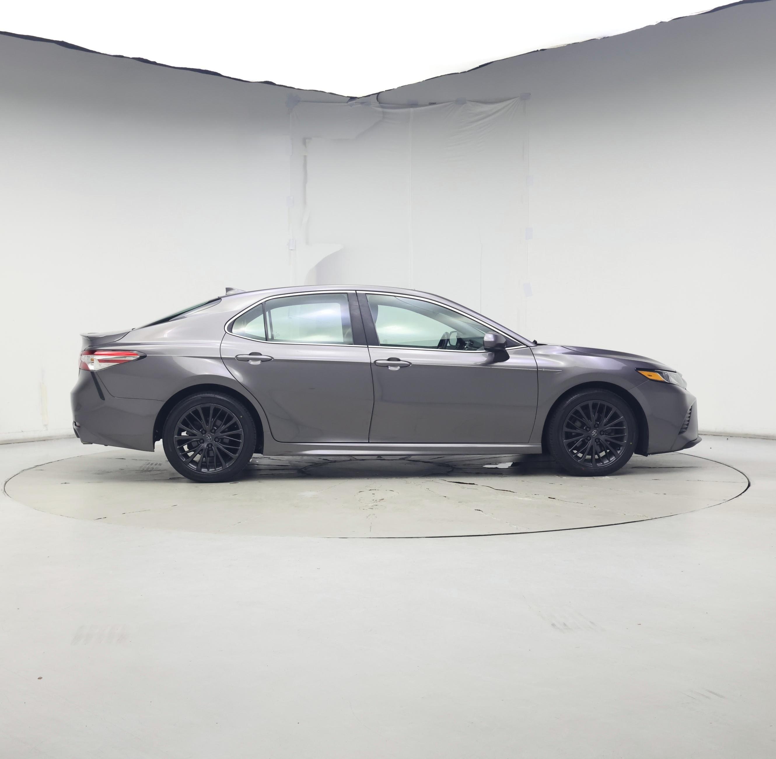 Thumbnail: 2020 Toyota Camry - 7