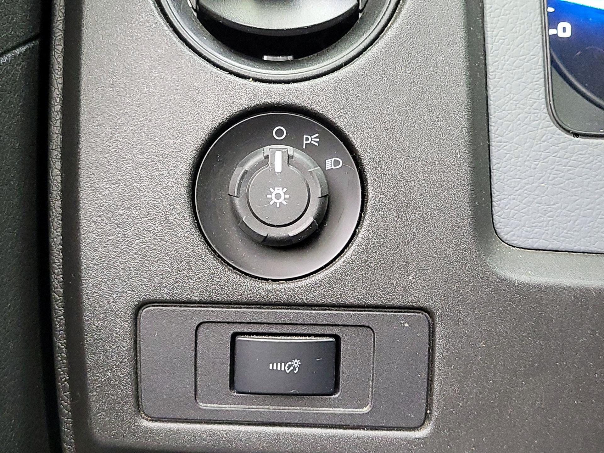 Thumbnail: 2014 Ford F-150 - 13