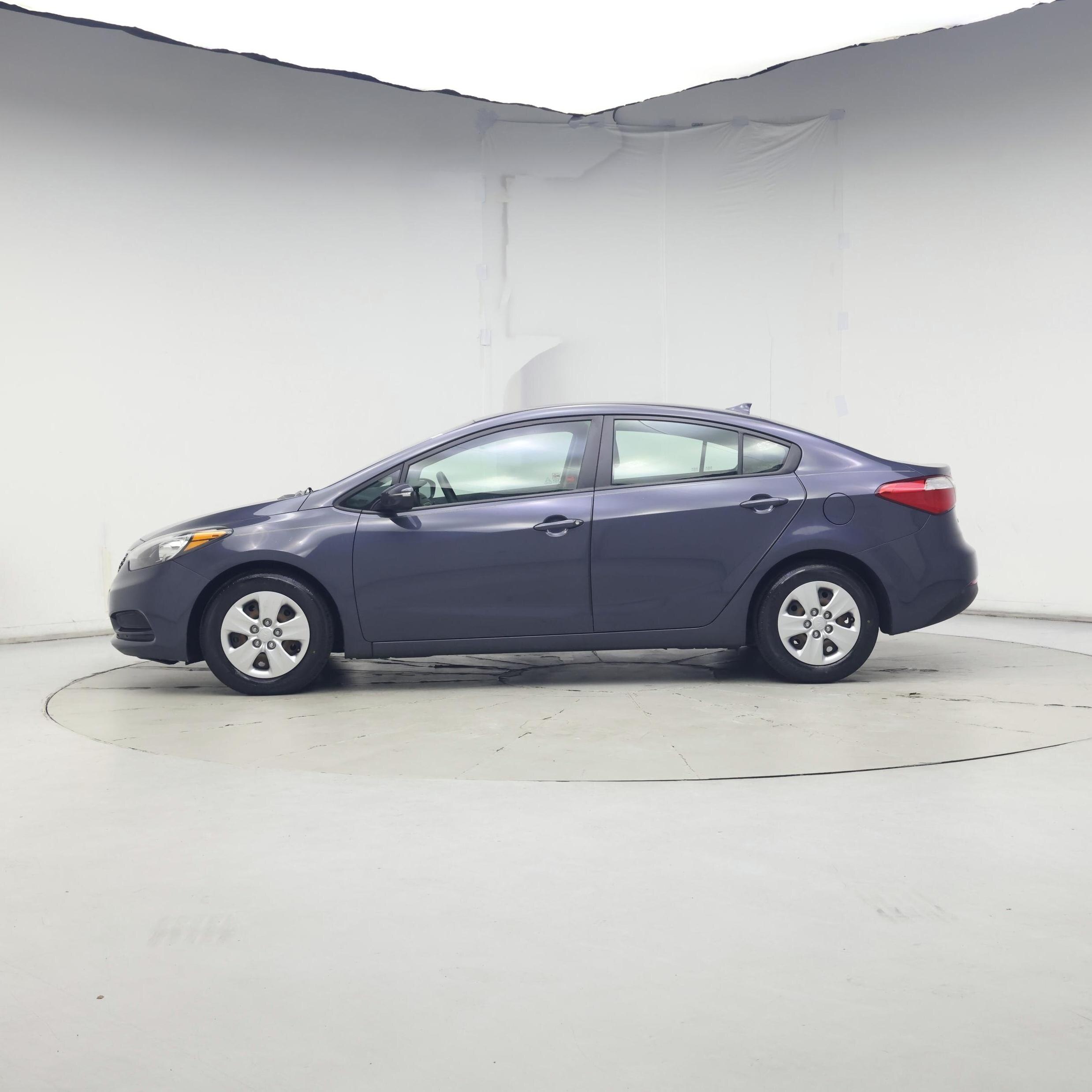 Thumbnail: 2015 Kia Forte - 3