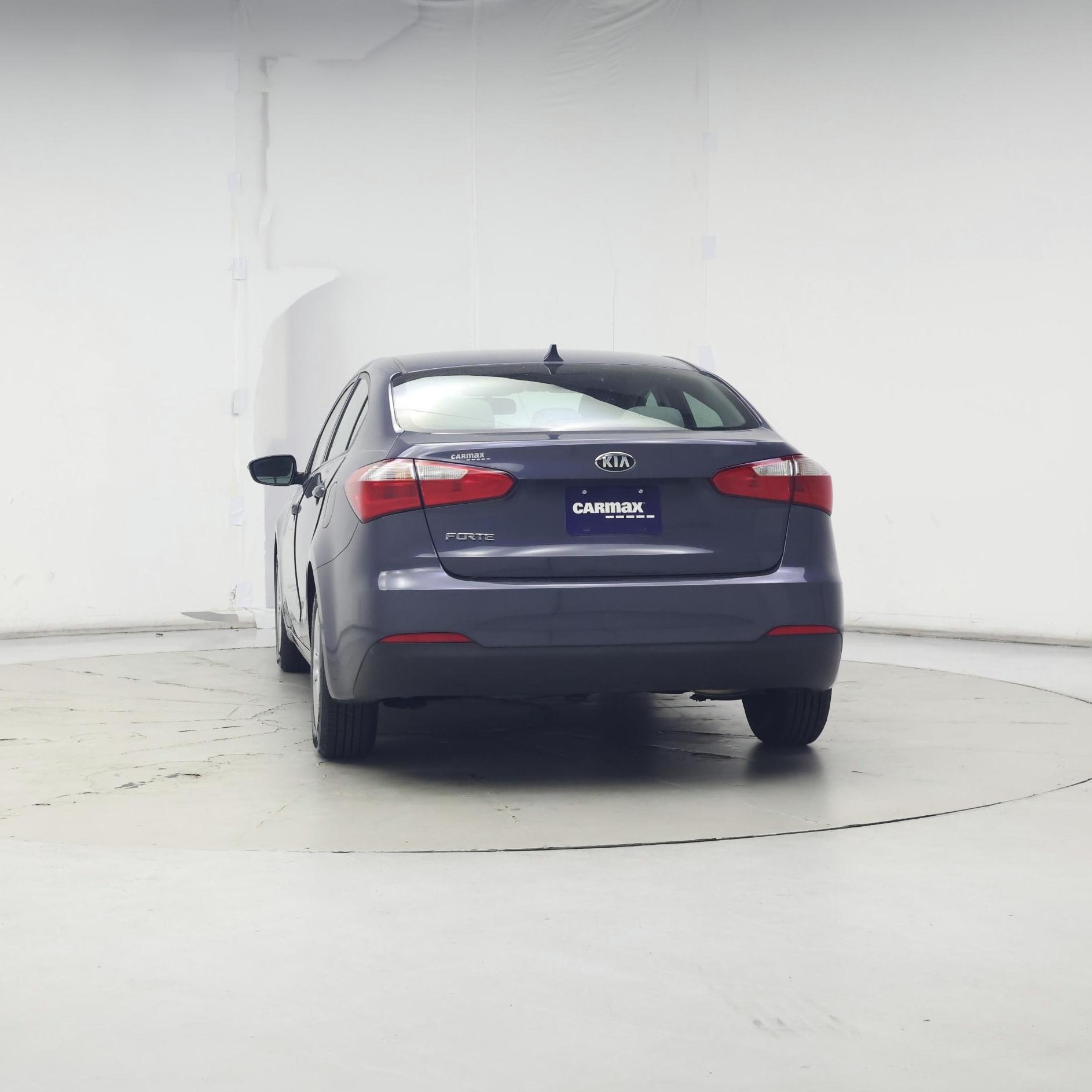 Thumbnail: 2015 Kia Forte - 6