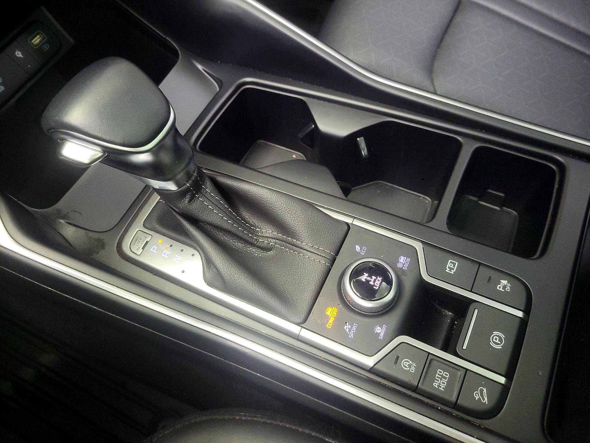 Thumbnail: 2021 Kia Sorento - 18
