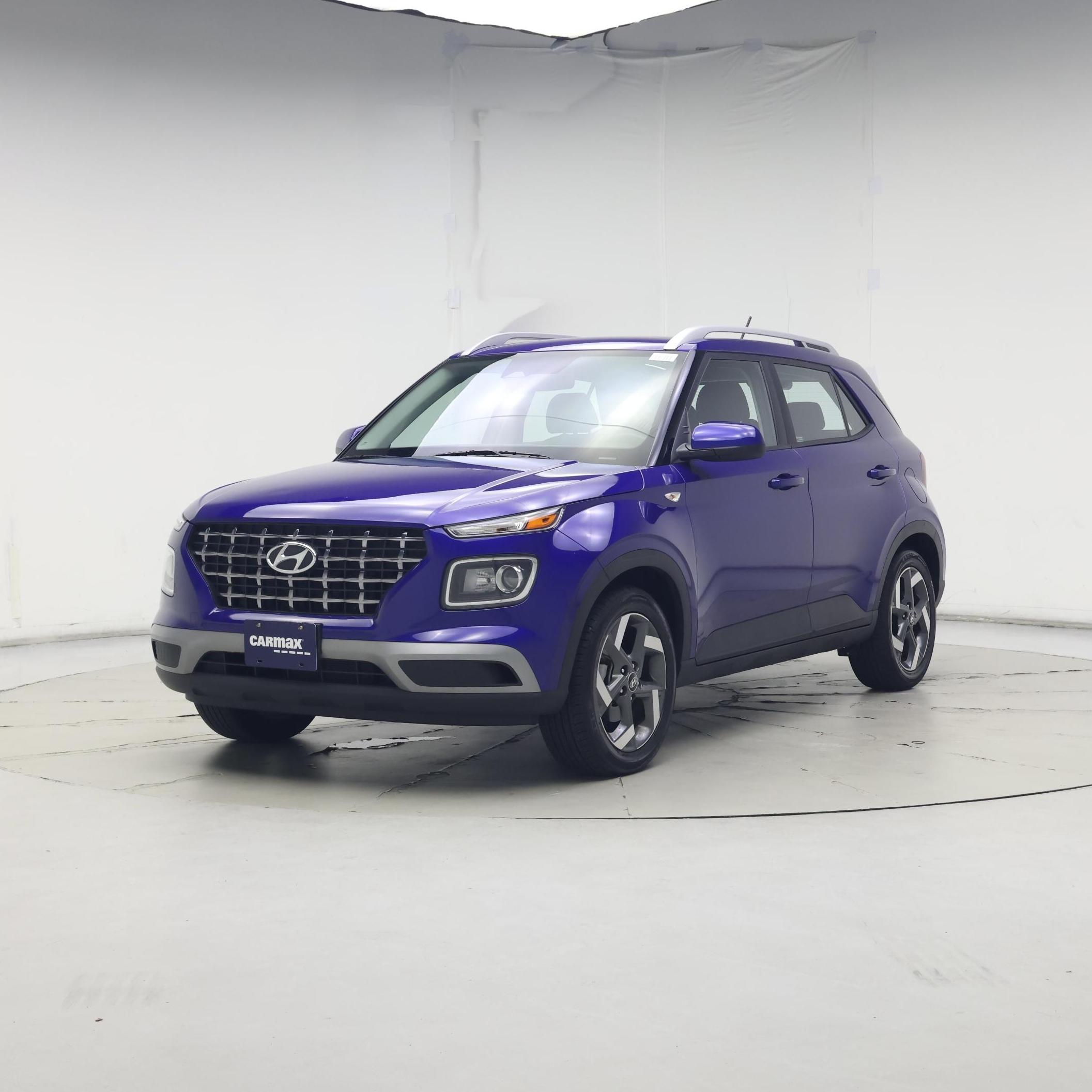 Thumbnail: 2023 Hyundai Venue - 4