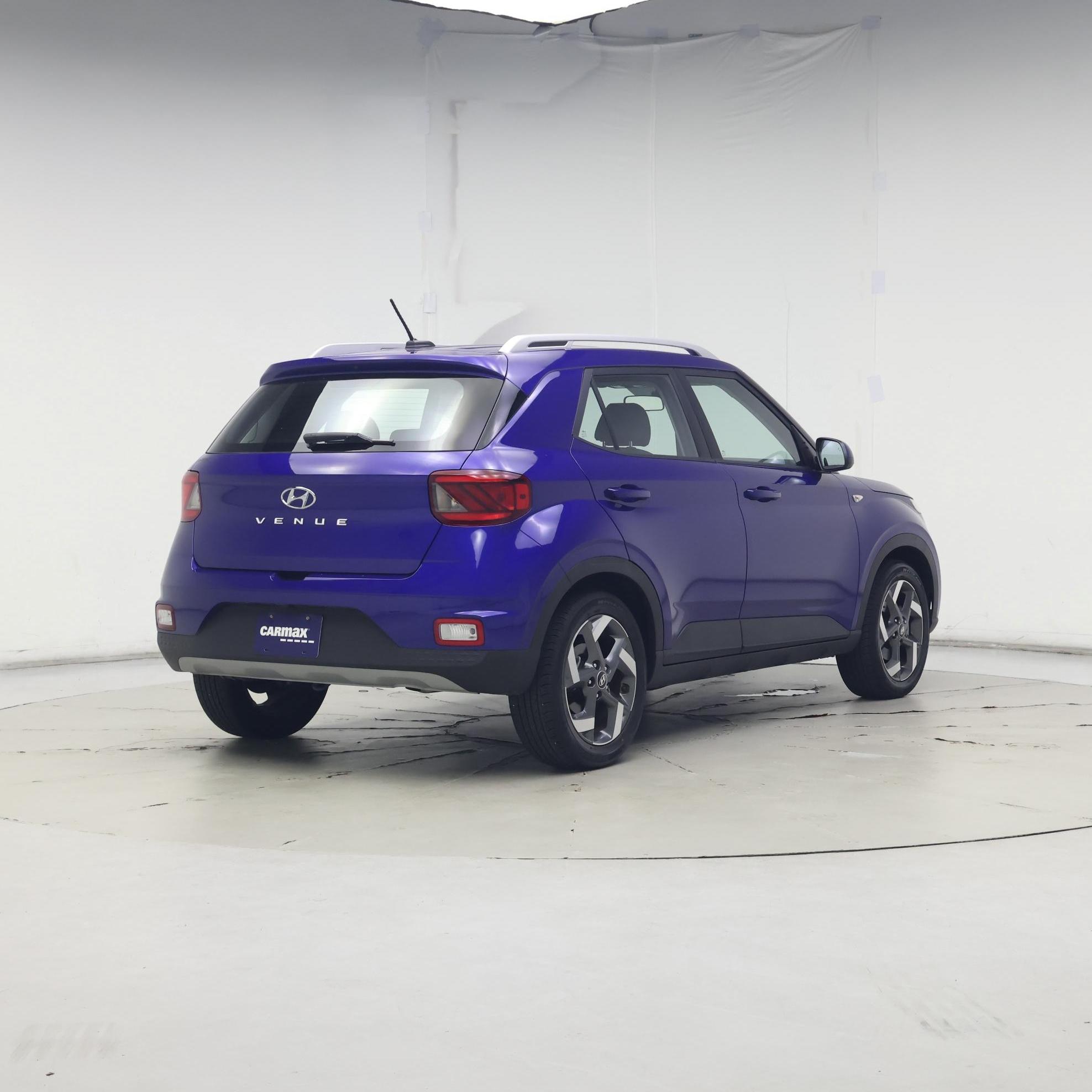 Thumbnail: 2023 Hyundai Venue - 8