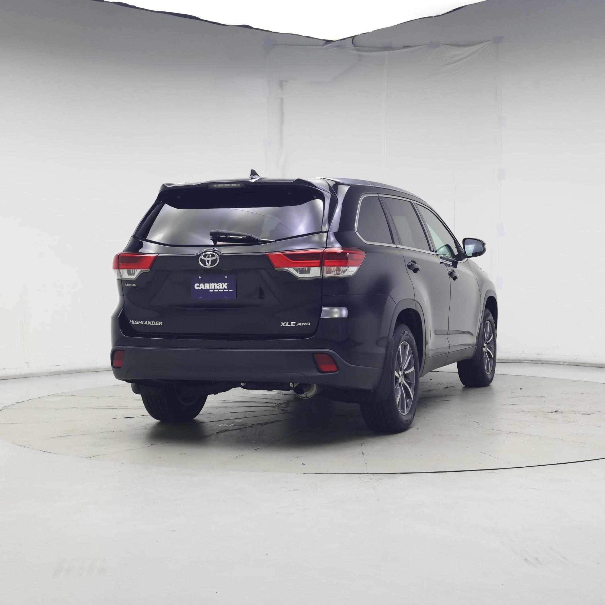 Thumbnail: 2019 Toyota Highlander - 8