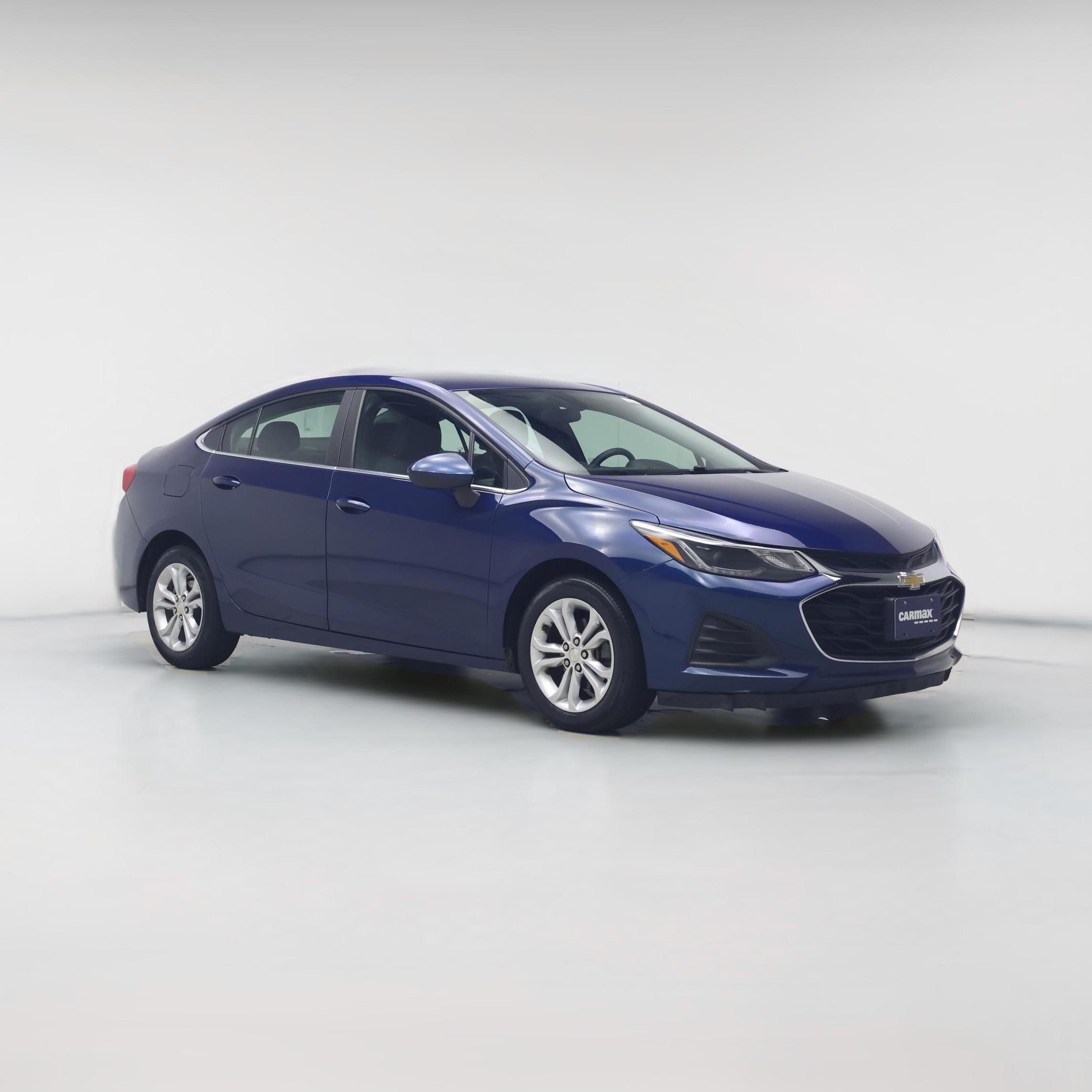 Thumbnail: 2019 Chevrolet Cruze - 1