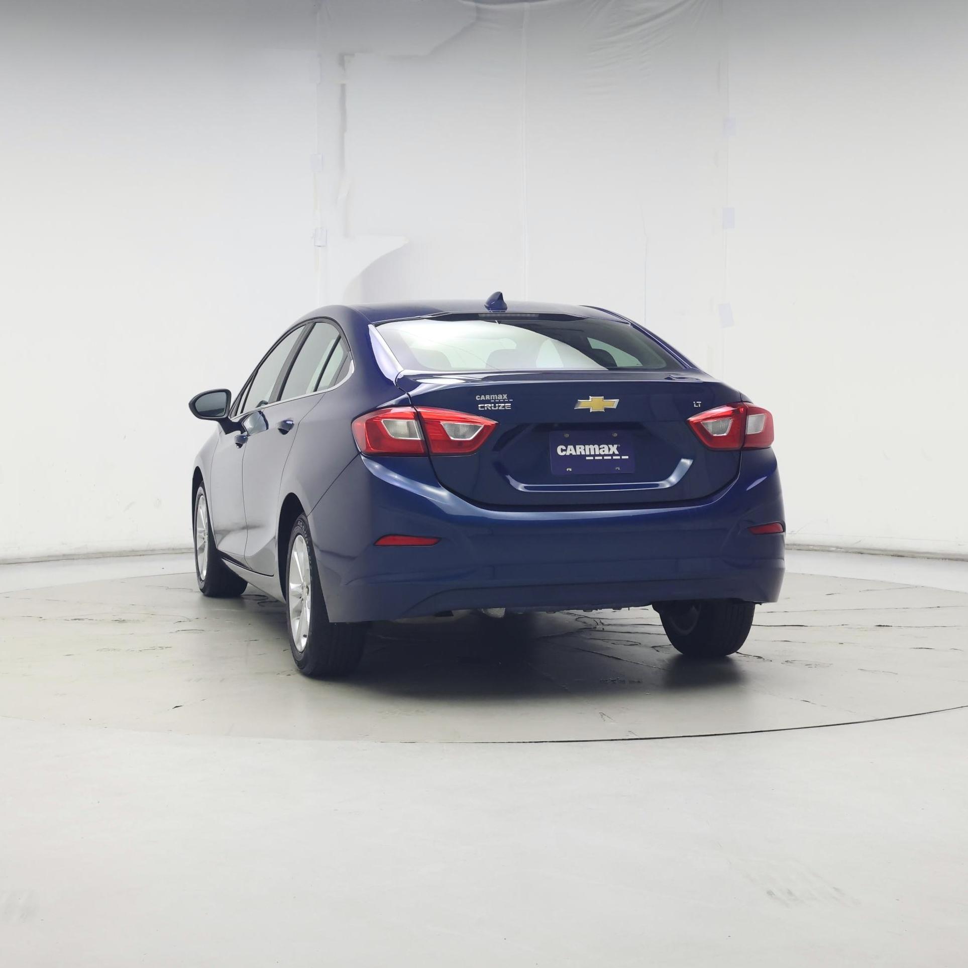 Thumbnail: 2019 Chevrolet Cruze - 6