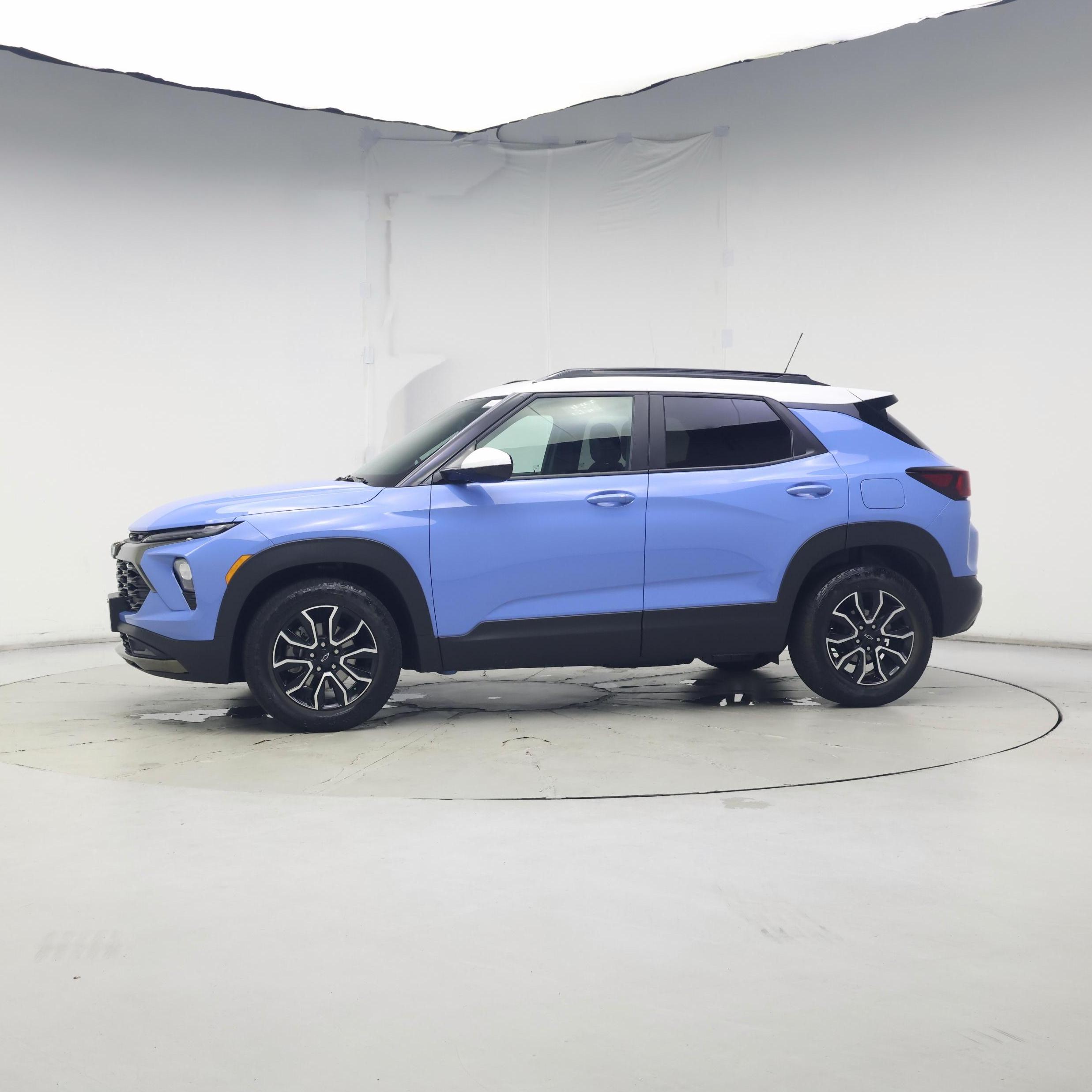 Thumbnail: 2024 Chevrolet TrailBlazer - 3