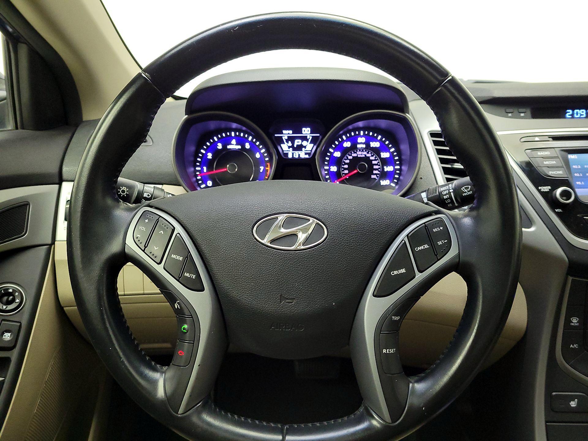 Thumbnail: 2016 Hyundai Elantra - 10